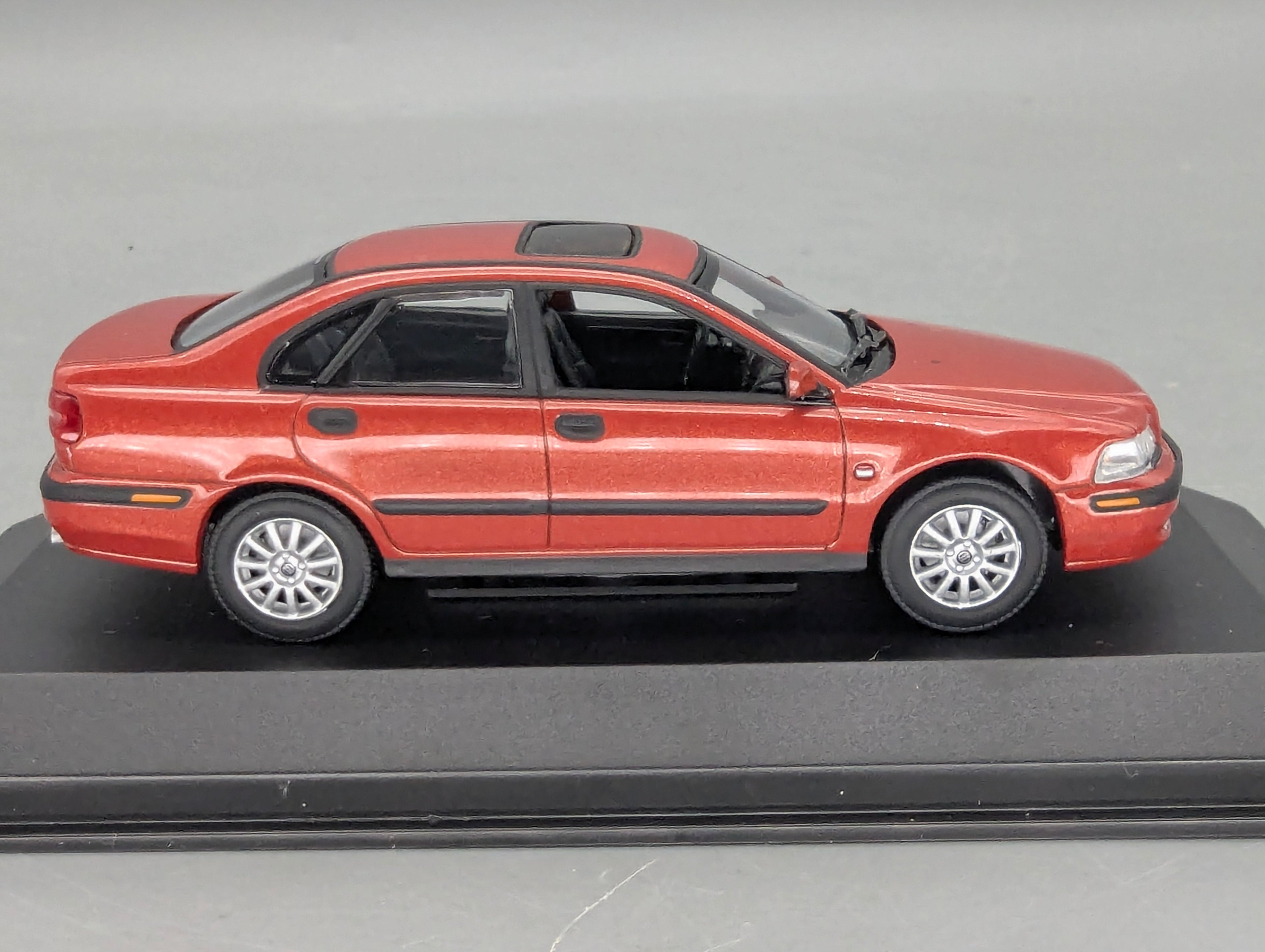 Coches en miniatura 1:43 Minichamps Mercedes Benz SL65 AMG Black Series Plata con embalaje original