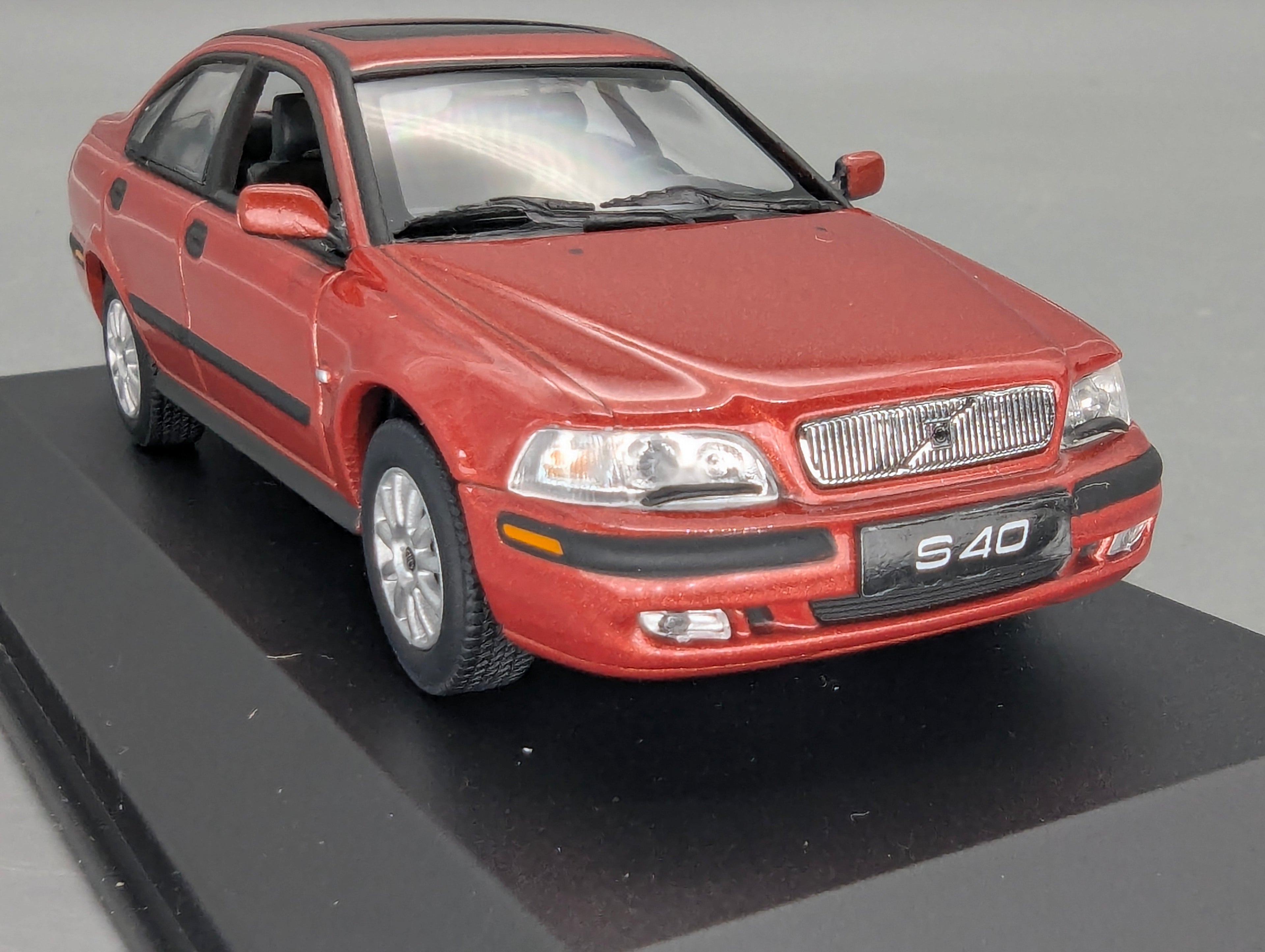 Coches en miniatura 1:43 Minichamps Mercedes Benz SL65 AMG Black Series Plata con embalaje original