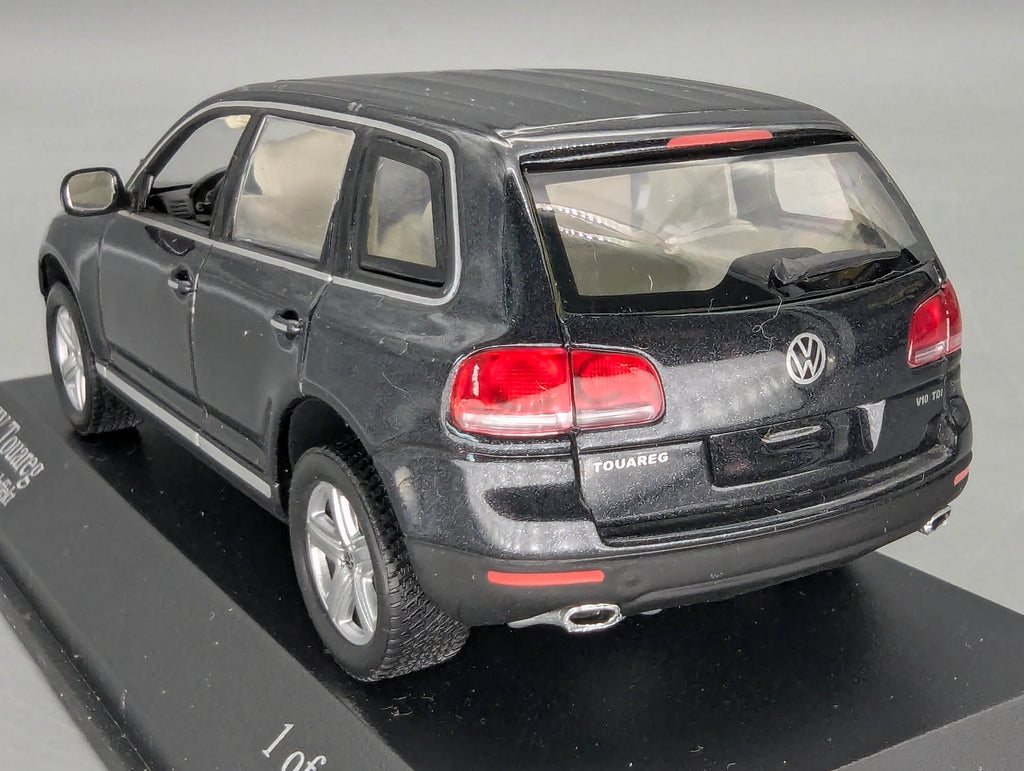 Modellautos 1:43 Minichamps Volkswagen VW Touareg 2002 Black Magic Perleffekt mit OVP