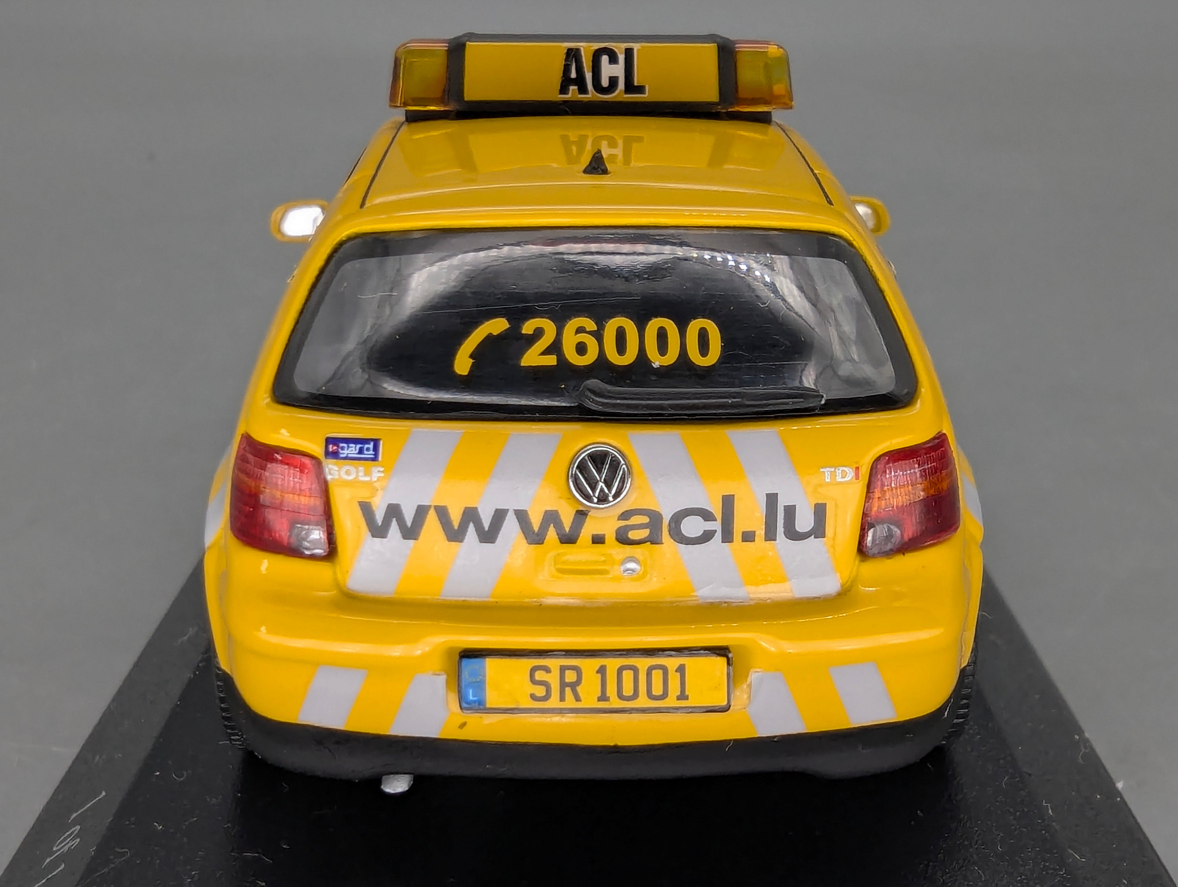 Modellautos 1:43 Minichamps Volkswagen VW Golf 1997 ADAC ACL Luxemburg mit OVP