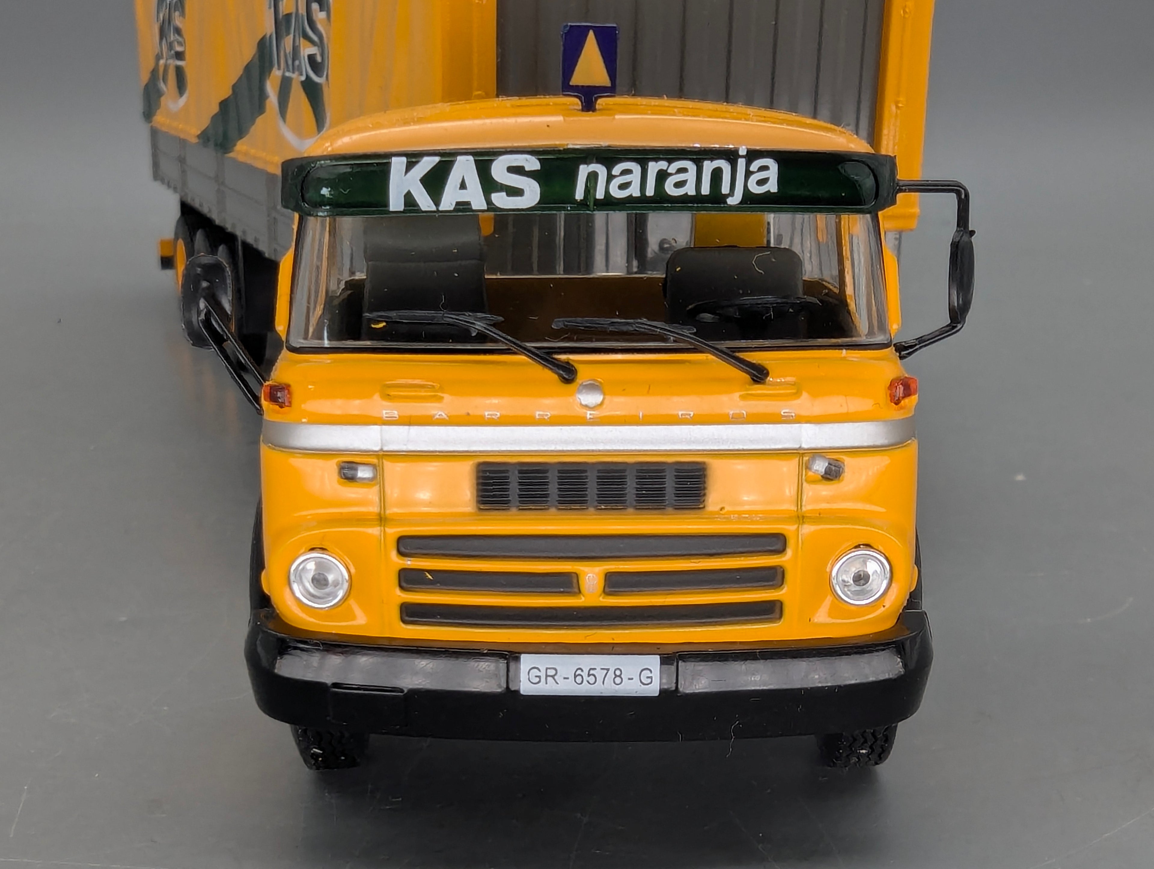 LKW Modell 1:43 Ixo Barreiros Super Azor Sattelzug KAS Naranja