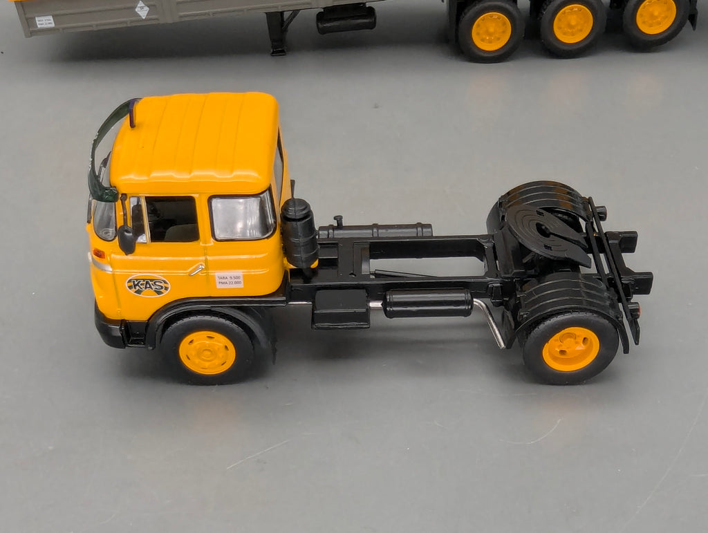 LKW Modell 1:43 Ixo Barreiros Super Azor Sattelzug KAS Naranja
