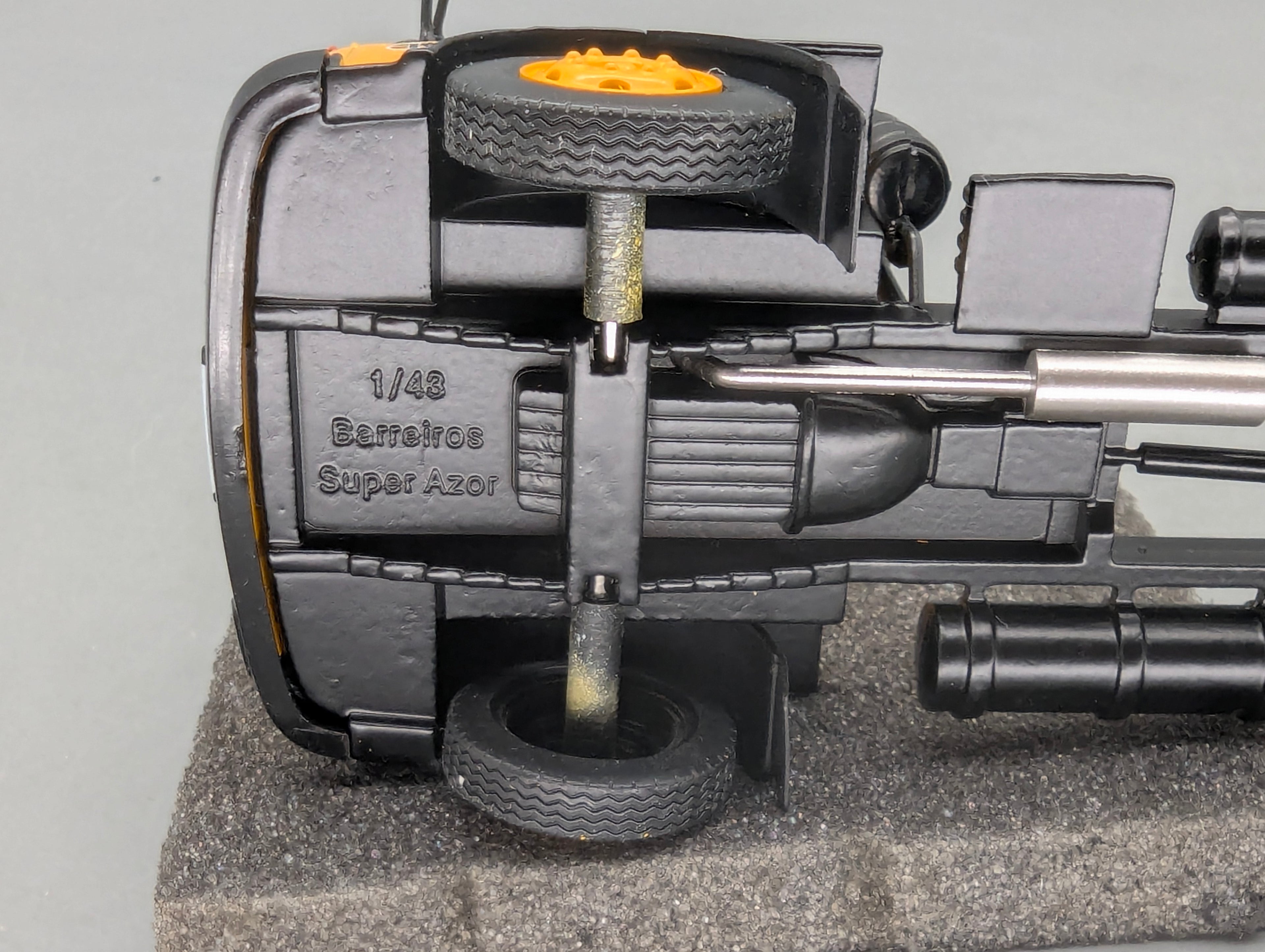 LKW Modell 1:43 Ixo Barreiros Super Azor Sattelzug KAS Naranja