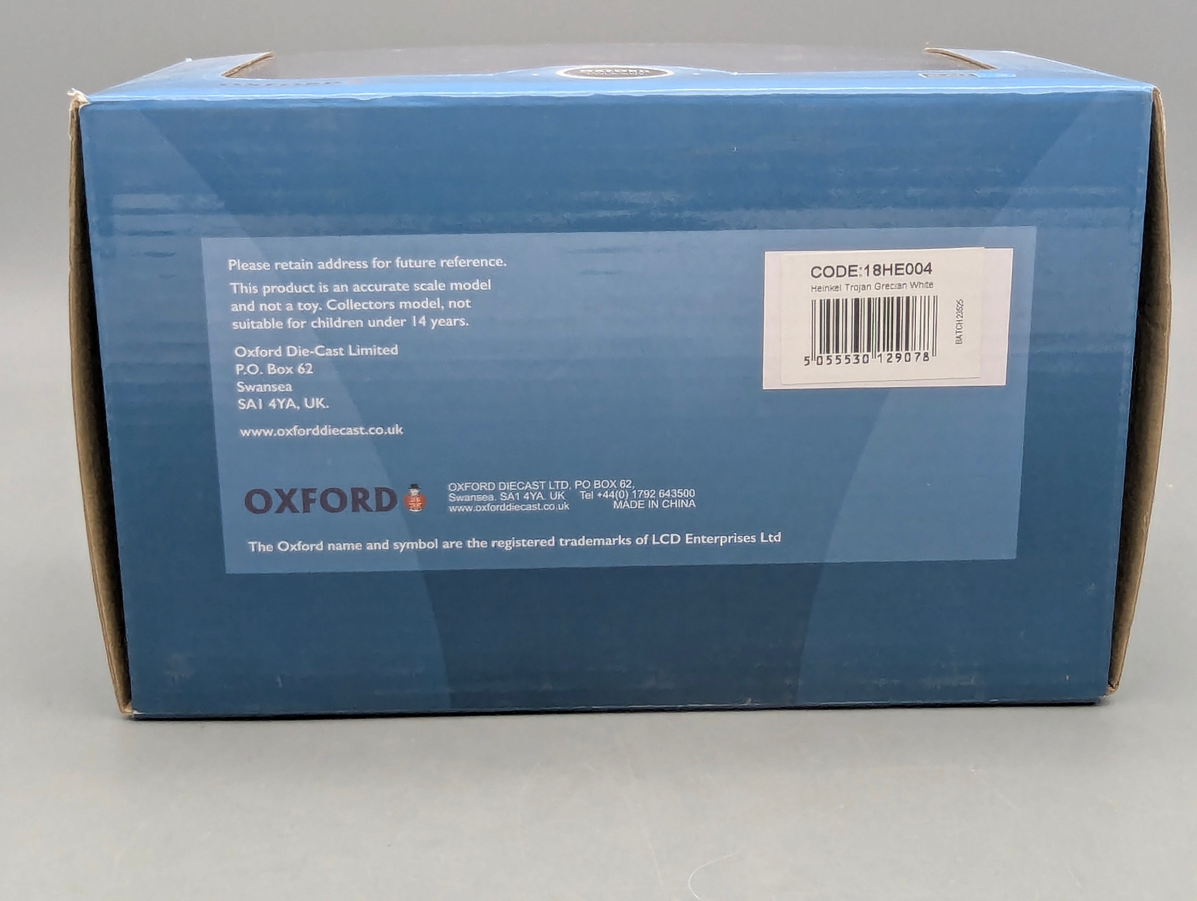 Modellautos 1:18 Oxford Heinkel Trojan 3-Rad Grecian White Weiß mit OVP