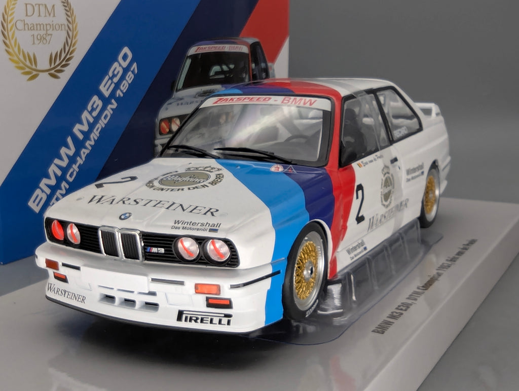 Model Cars 1:43 Minichamps Mercedes Benz SL65 AMG Black Series Silver with original packaging