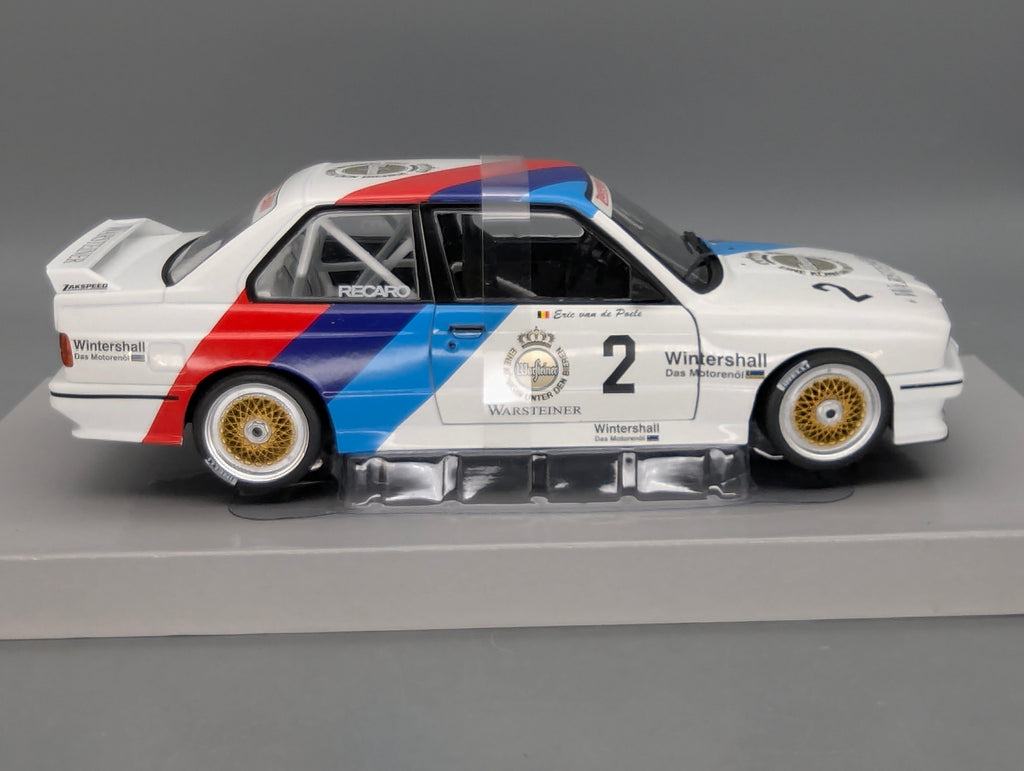 Model Cars 1:43 Minichamps Mercedes Benz SL65 AMG Black Series Silver with original packaging