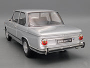 Modellautos 1:18 Kyosho 08543S BMW 2002 tii Silber mit OVP