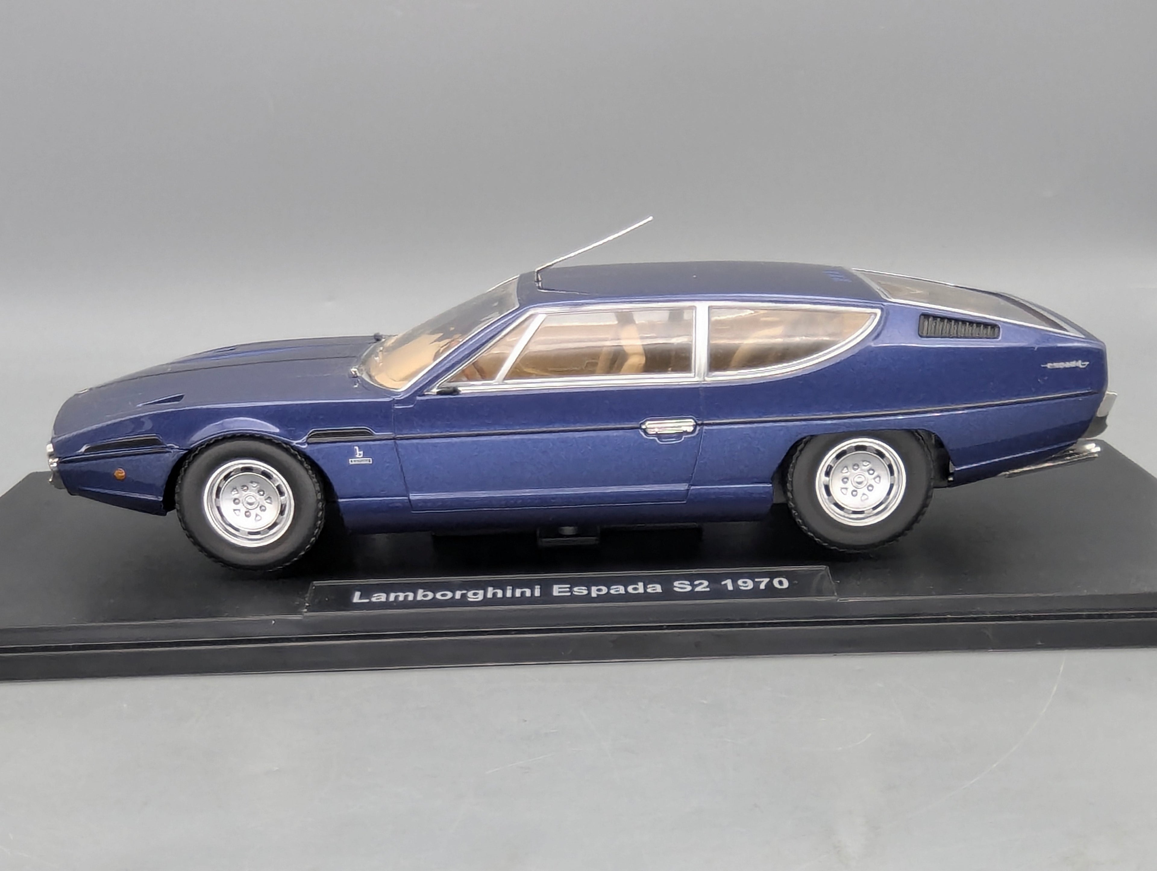 Modellautos 1:18 KK-Scale Lamborghini Espada S2 1970 Blau mit OVP
