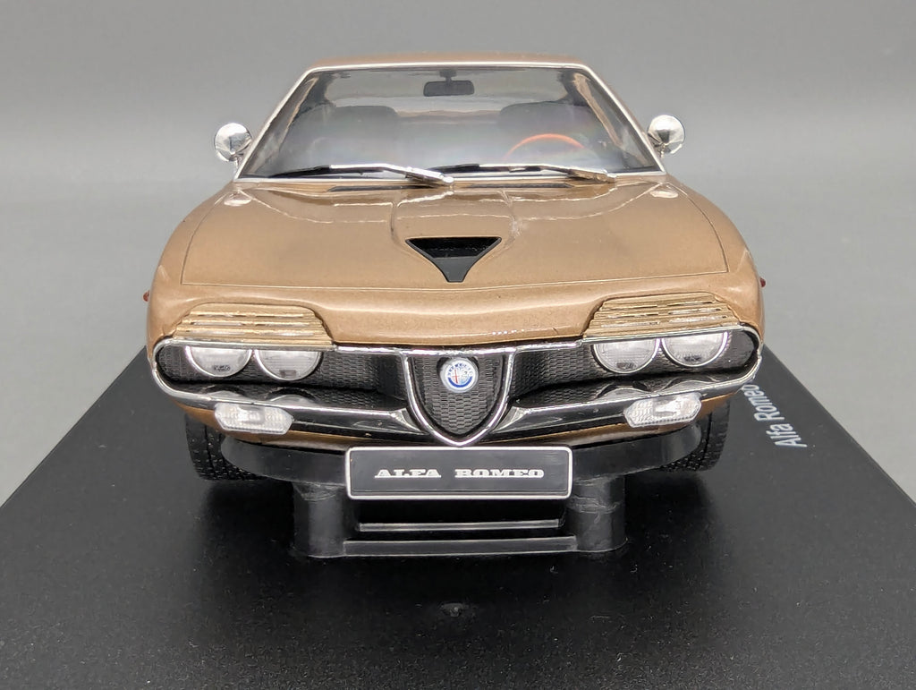 Modellautos 1:18 KK-Scale Alfa Romeo Montreal 1970 Gold Metallic mit OVP