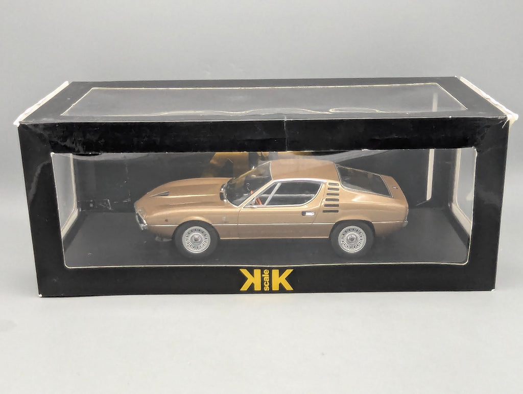 Modellautos 1:18 KK-Scale Alfa Romeo Montreal 1970 Gold Metallic mit OVP