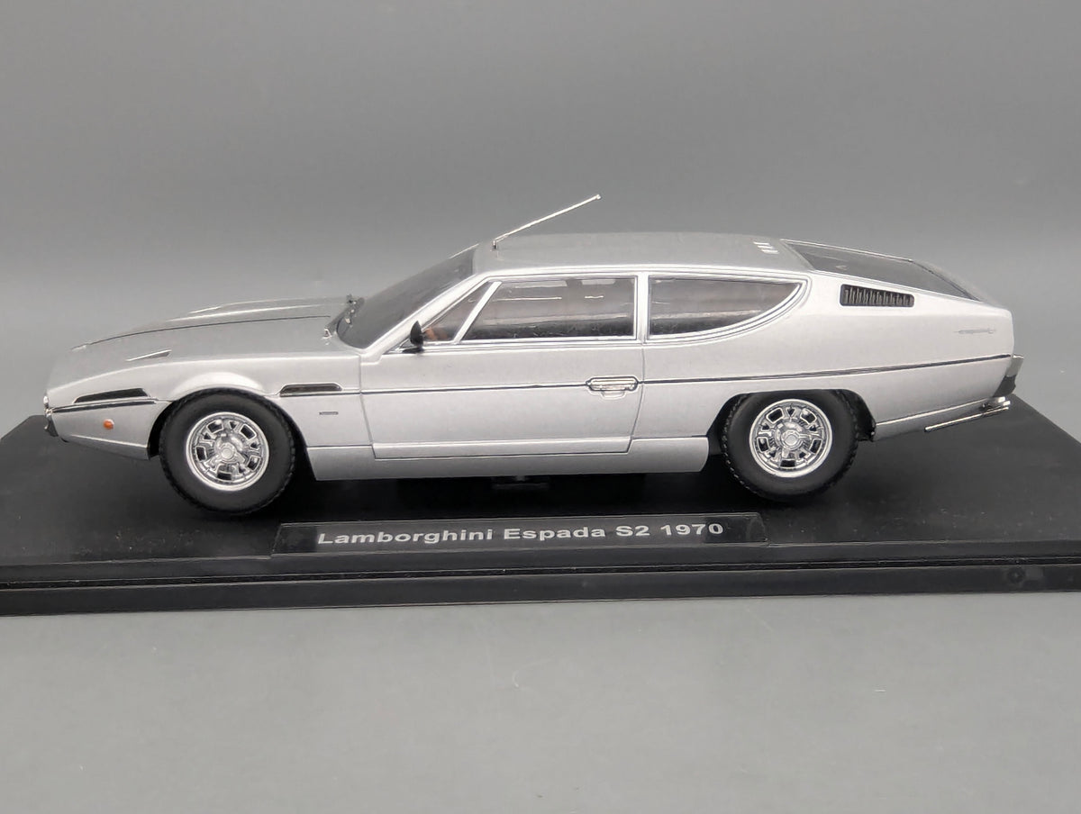 Modellautos 1:18 KK-Scale Lamborghini Espada S2 1970 Silber mit OVP