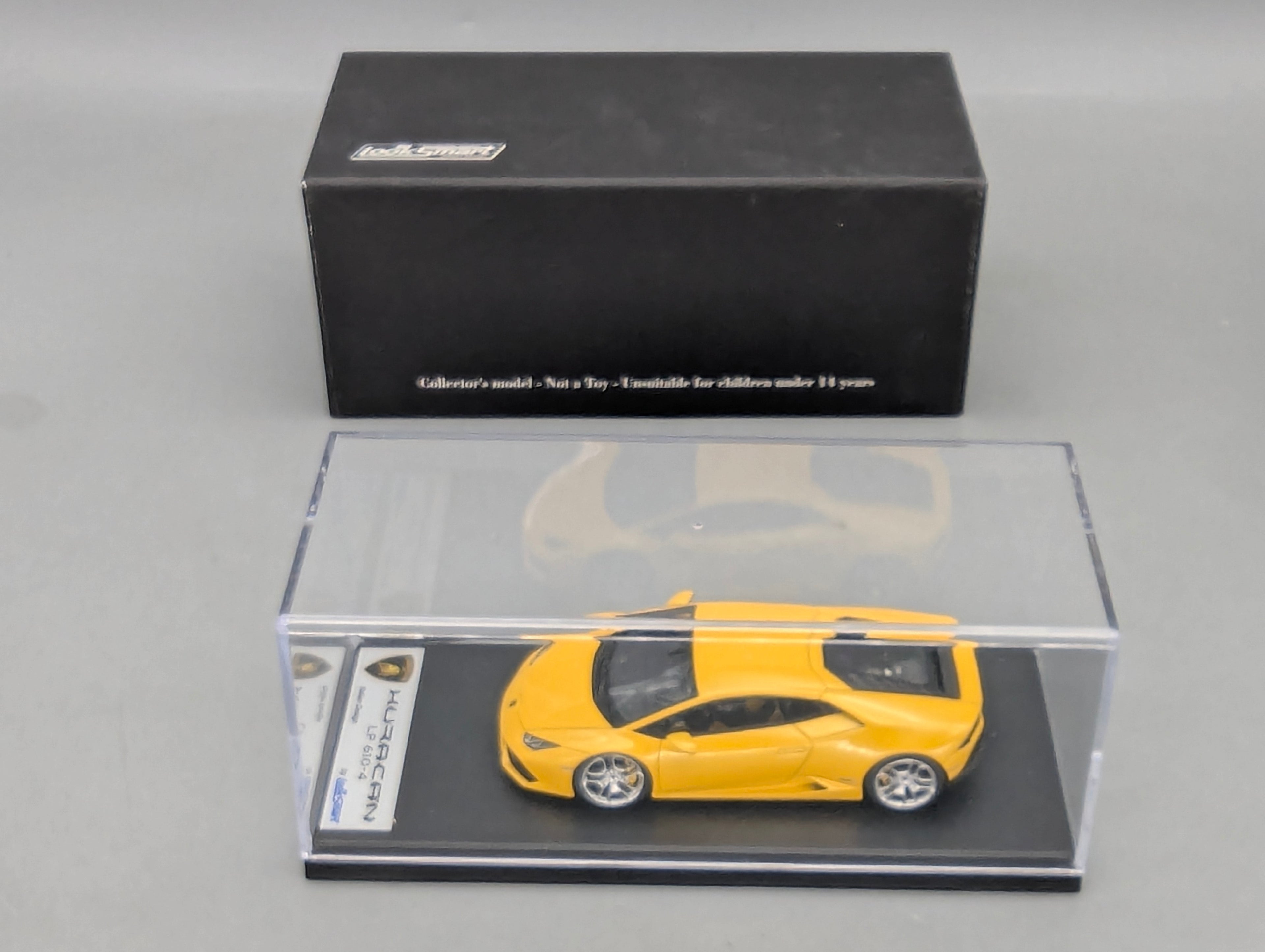 Modellautos 1:43 Looksmart Lamborghini Huracan LP610-4 Met. Gelb Giallo Midas mit OVP