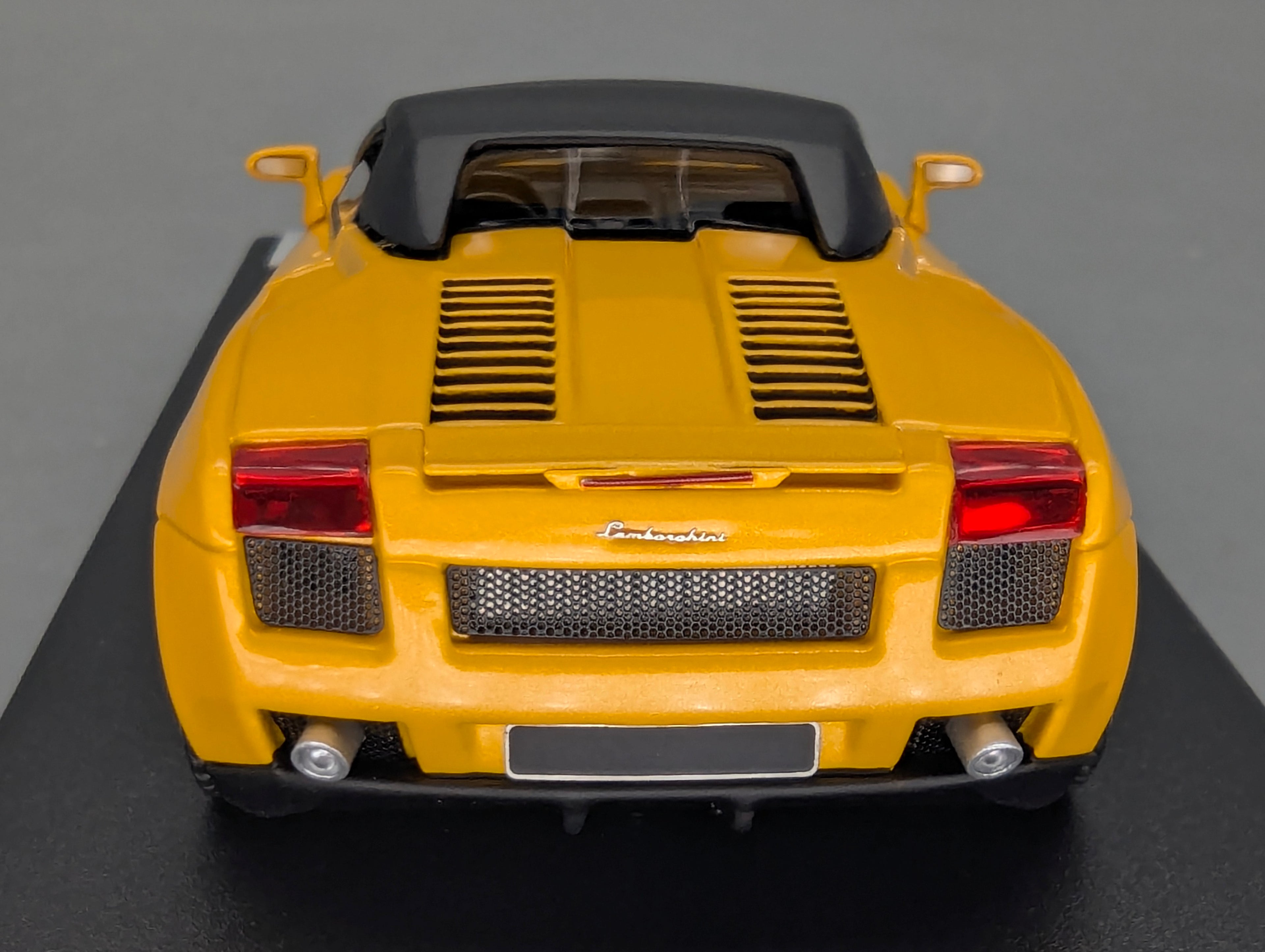Modellautos 1:43 Looksmart Lamborghini Gallardo Spider Soft Top Metallic Yellow mit OVP