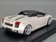 Modellautos 1:43 Looksmart Lamborghini Gallardo Spider Soft Top Pearl White mit OVP