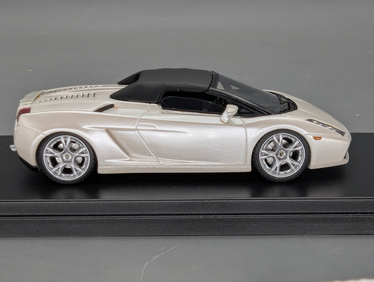 Modellautos 1:43 Looksmart Lamborghini Gallardo Spider Soft Top Pearl White mit OVP