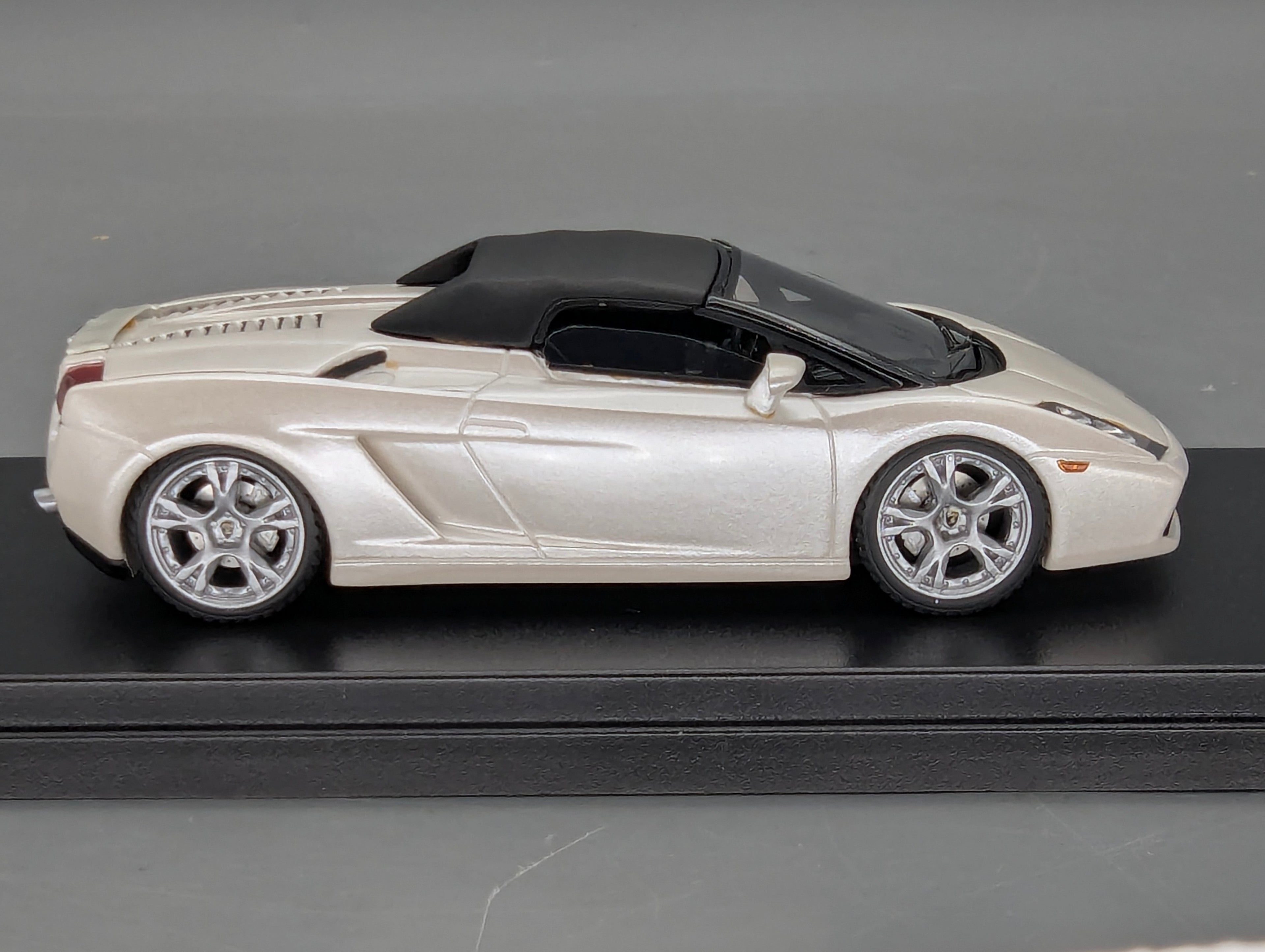 Coches en miniatura 1:43 Minichamps Mercedes Benz SL65 AMG Black Series Plata con embalaje original