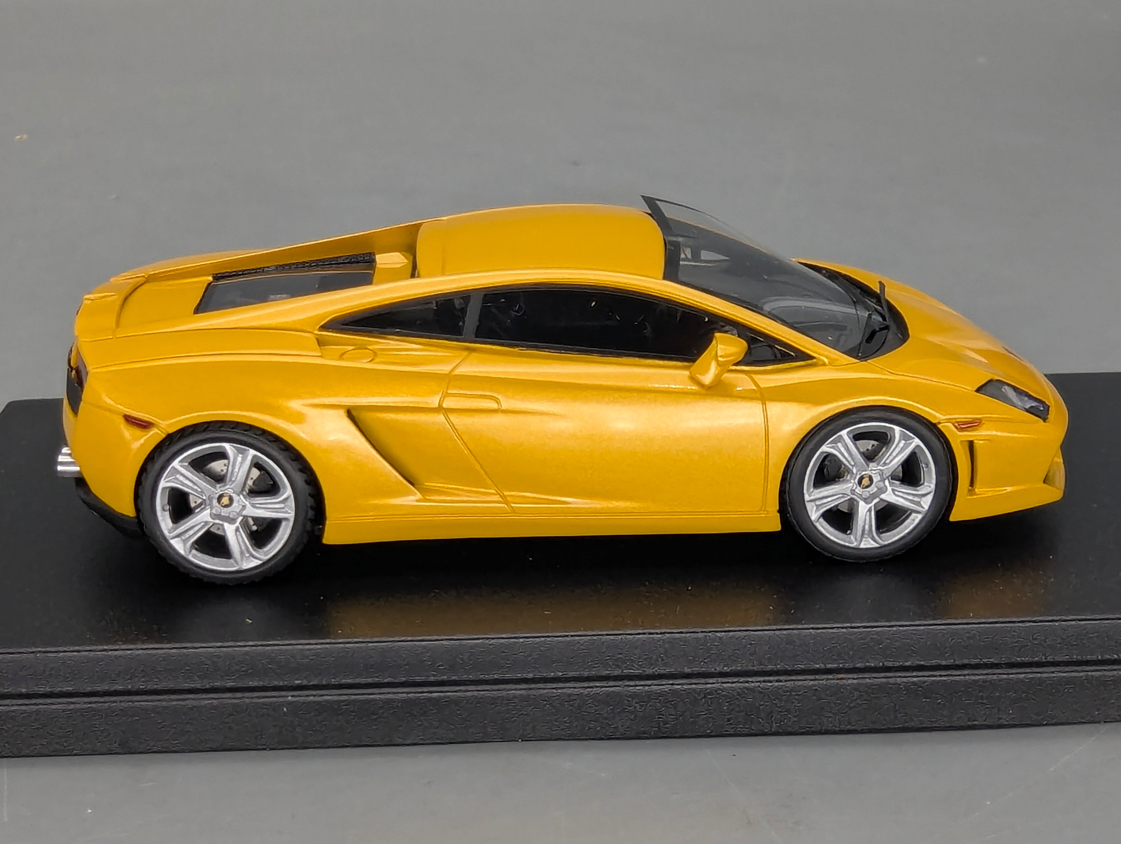 Modellautos 1:43 Looksmart Lamborghini Gallardo LP560-4 Genf 2008 Midas Yellow OVP