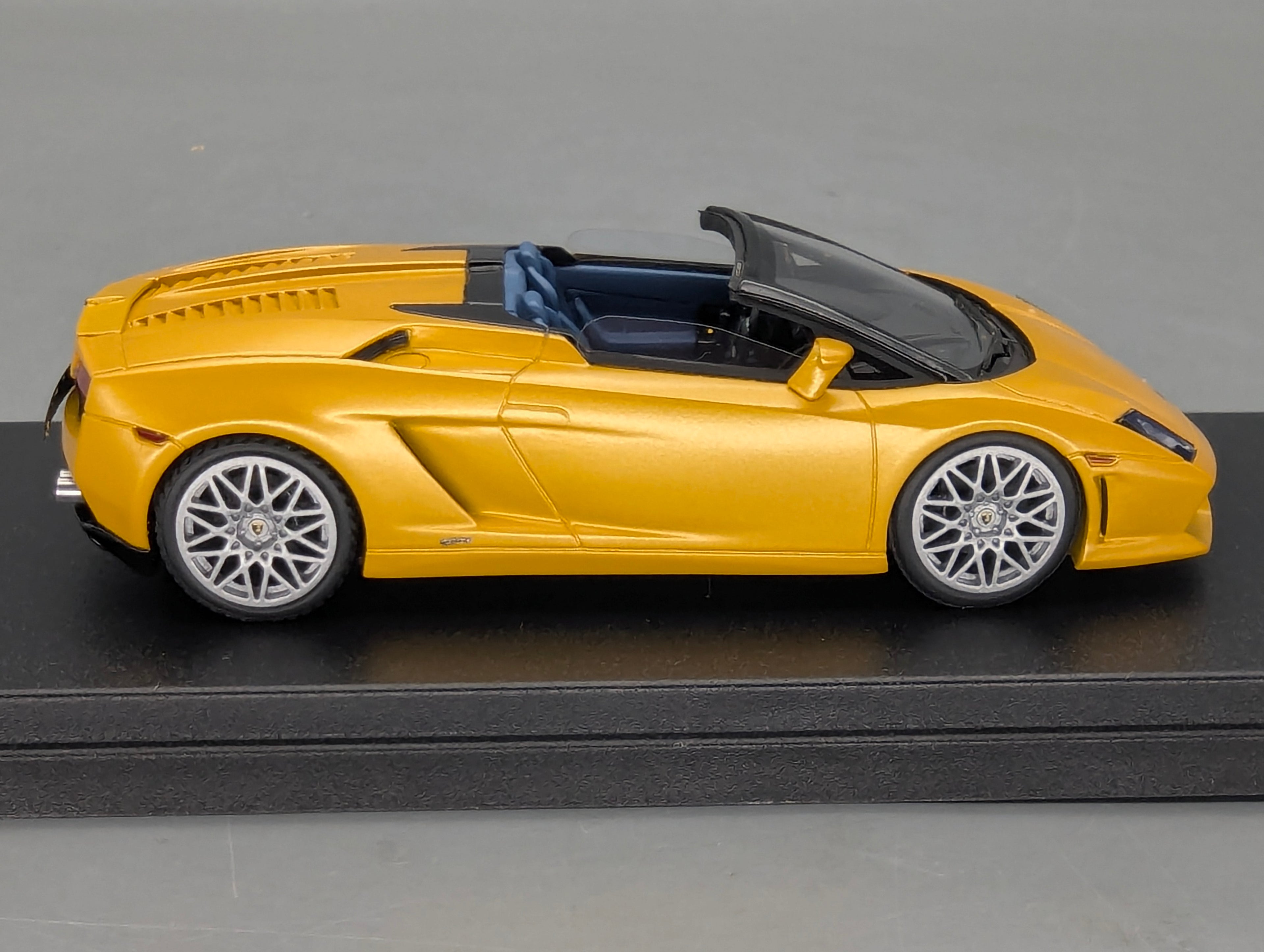 Modellautos 1:43 Looksmart Lamborghini Gallardo LP560-4 Spider 2009 Midas Yellow OVP