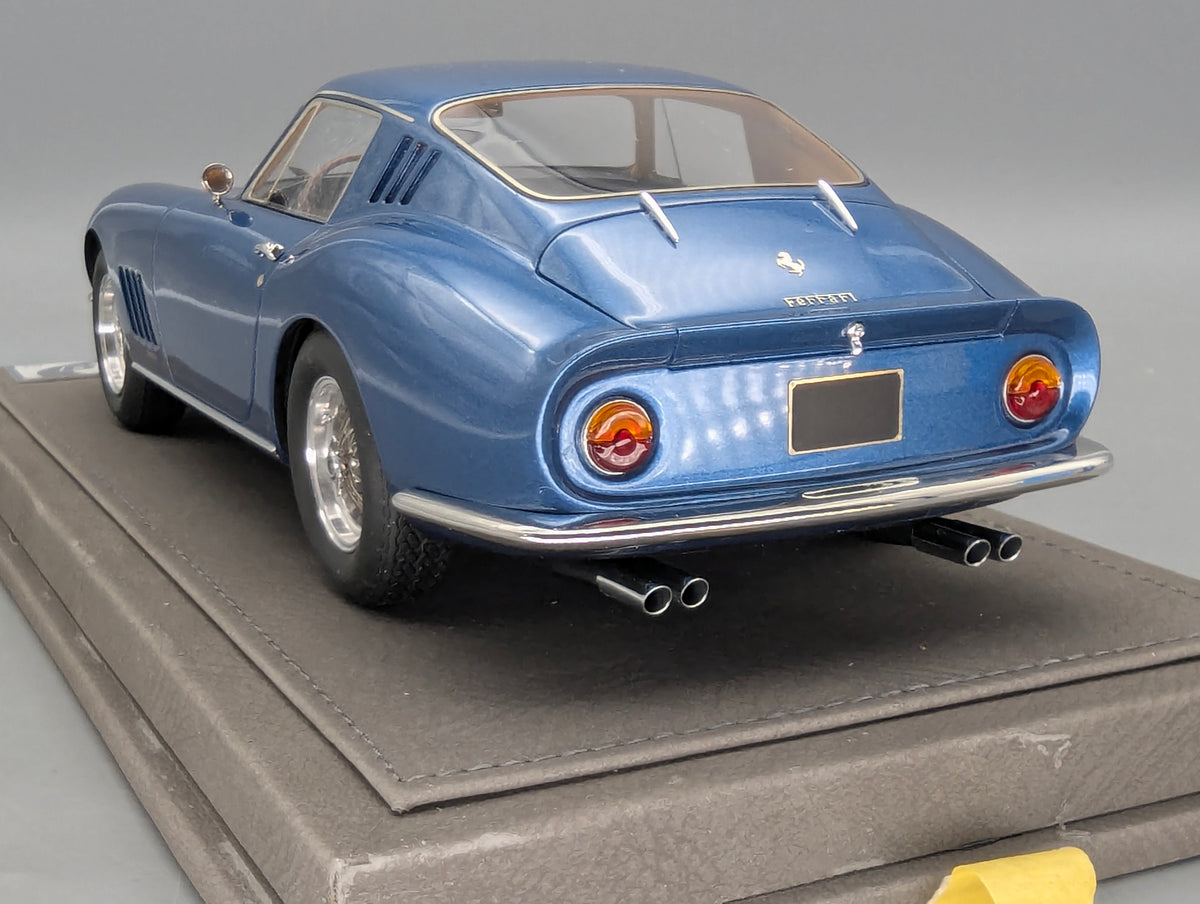 Modellautos 1:18 BBR RGM Ferrari 275 GTB Metallic Blue 1966 Ltd 01/10 mit Lederplatte Vitrine OVP