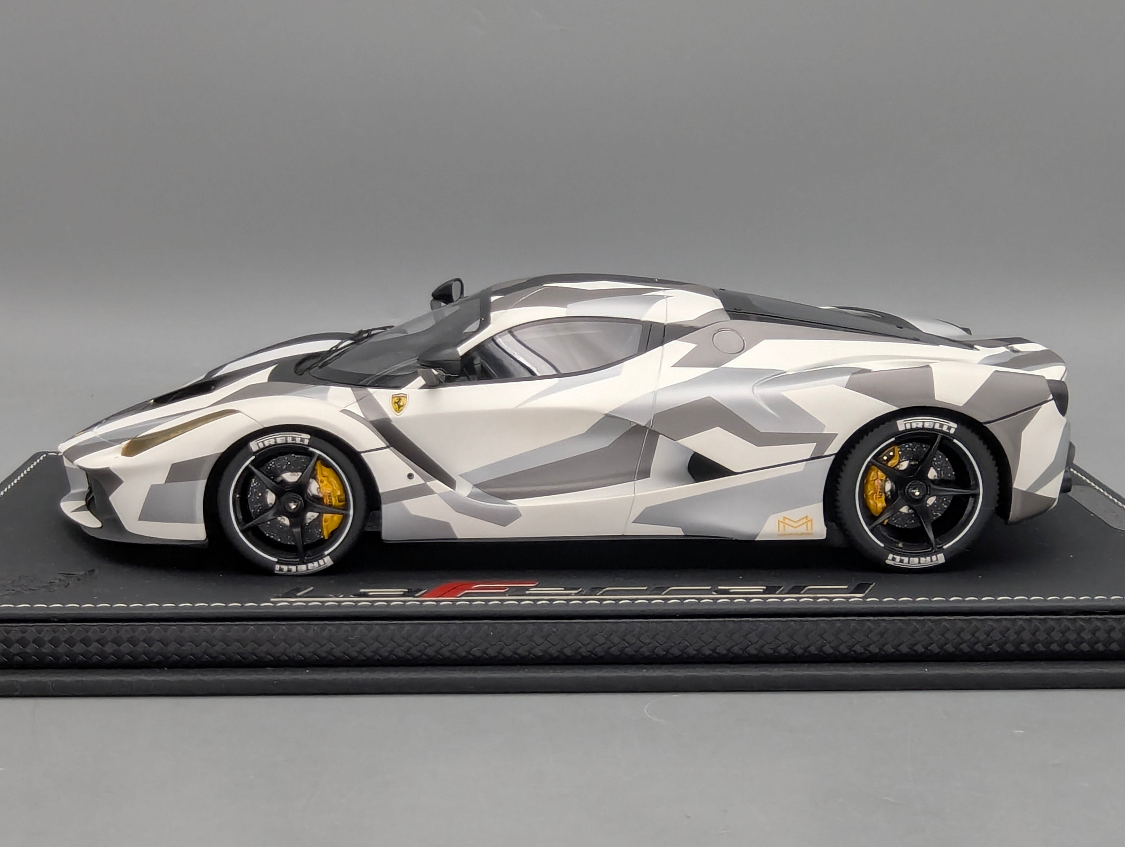 Modellautos 1:18 BBR Ferrari LaFerrari Caouflage Ltd 118/159 mit OVP