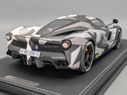 Modellautos 1:18 BBR Ferrari LaFerrari Caouflage Ltd 118/159 mit OVP