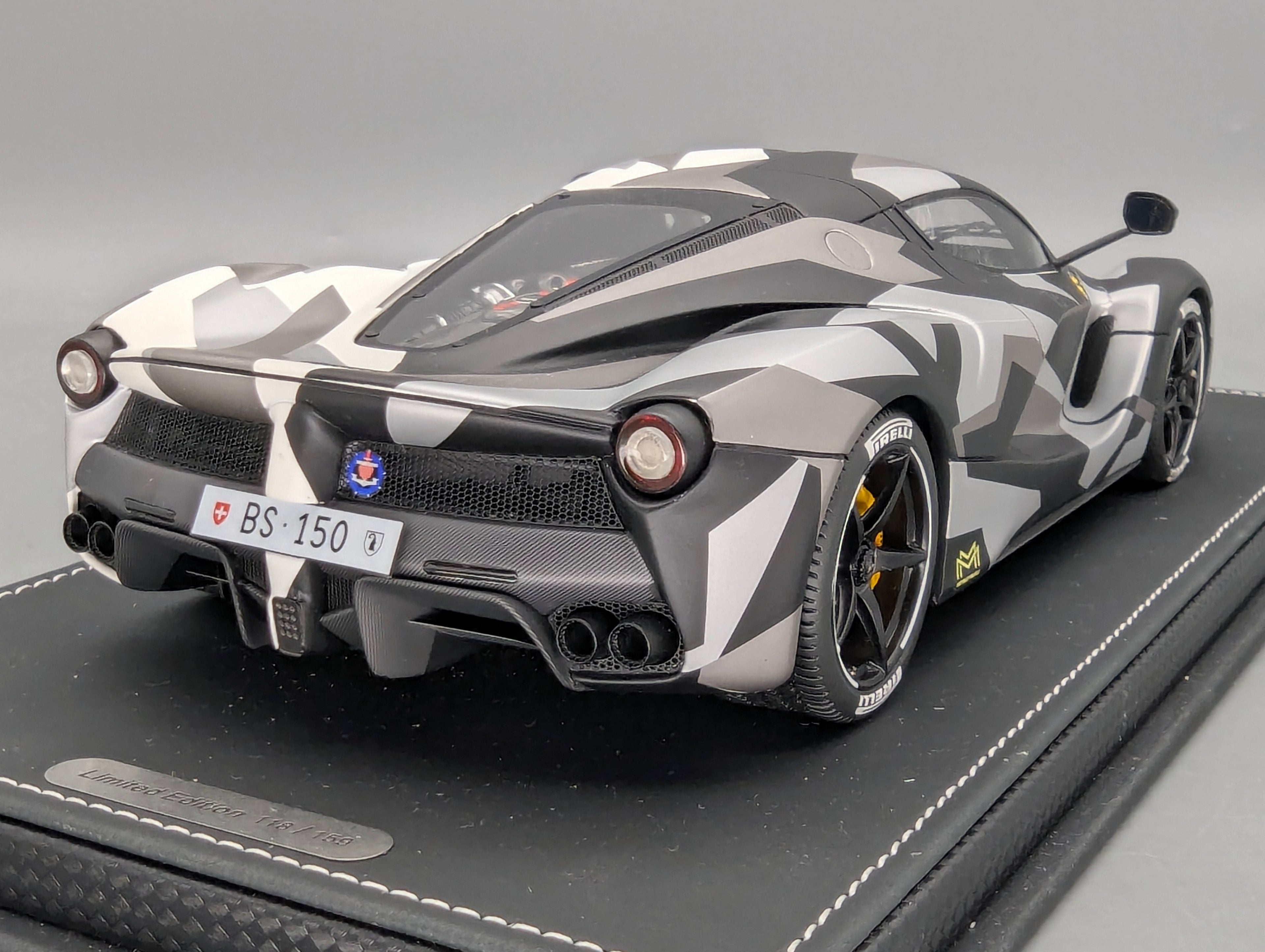 Modellautos 1:18 BBR Ferrari LaFerrari Caouflage Ltd 118/159 mit OVP