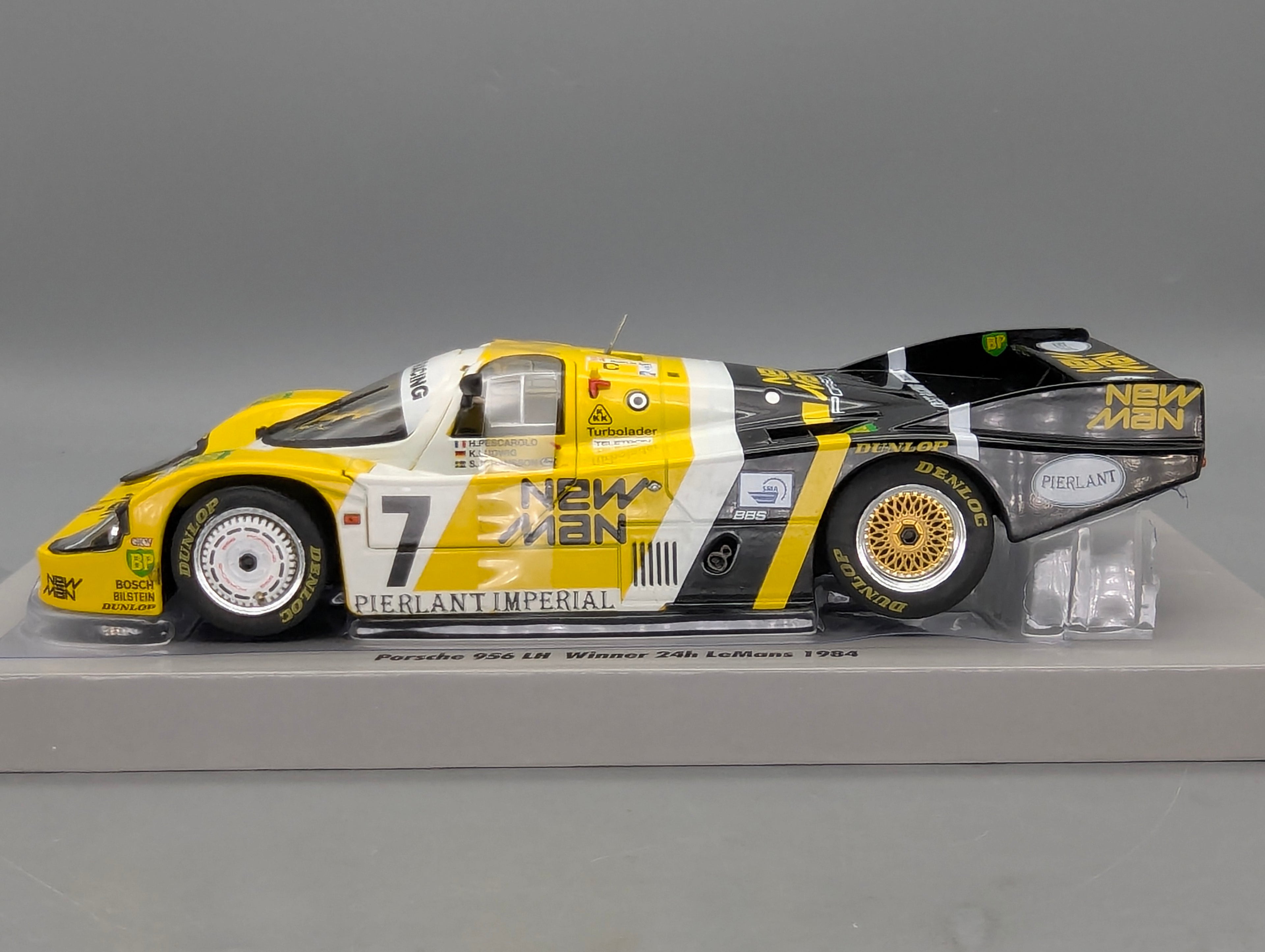 Coches en miniatura 1:43 Minichamps Mercedes Benz SL65 AMG Black Series Plata con embalaje original