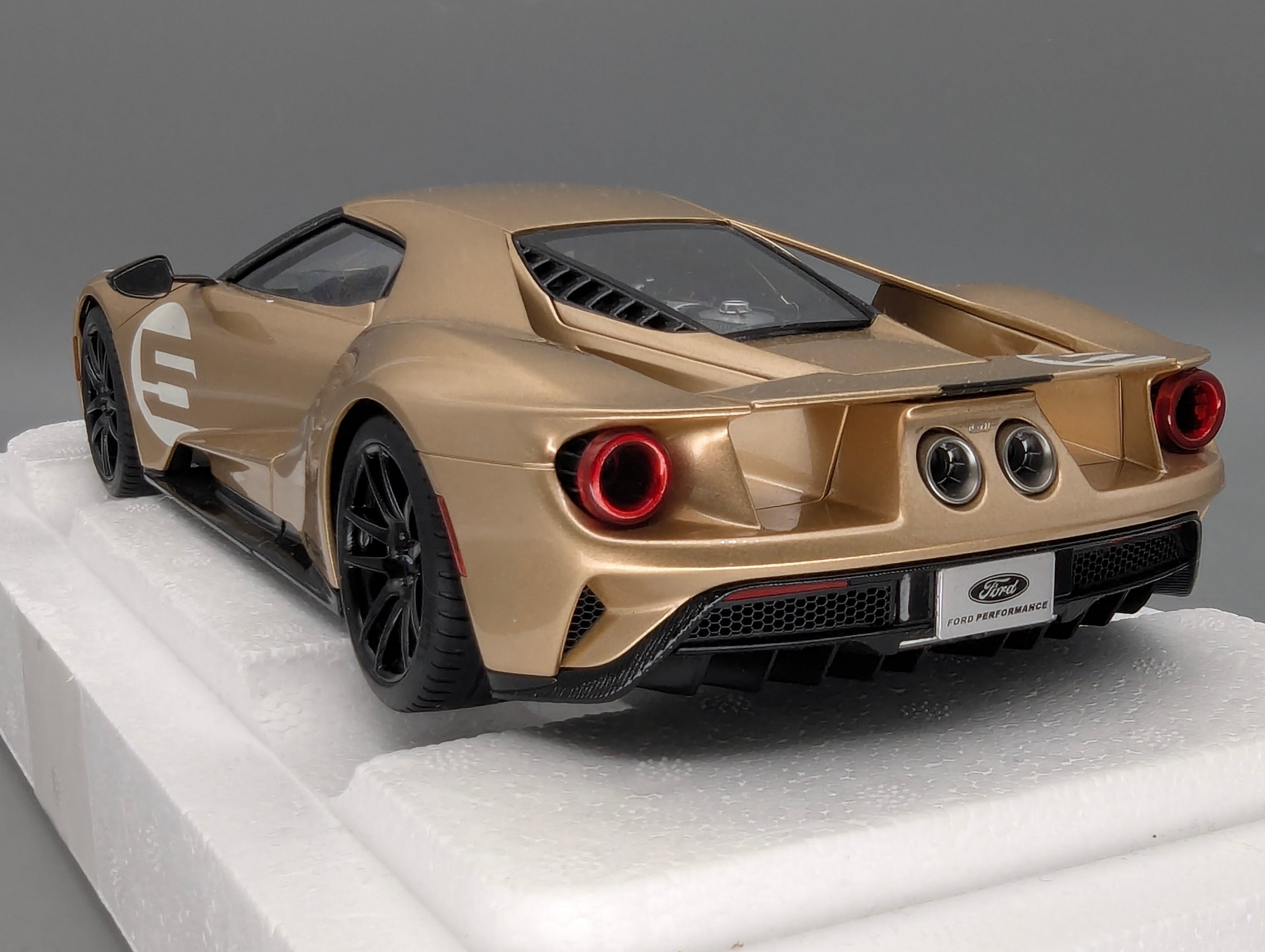Coches a escala 1:43 Spark S9609 Lamborghini Huracan GT3 EVO FIA Vallelunga 2019 #58 precintado