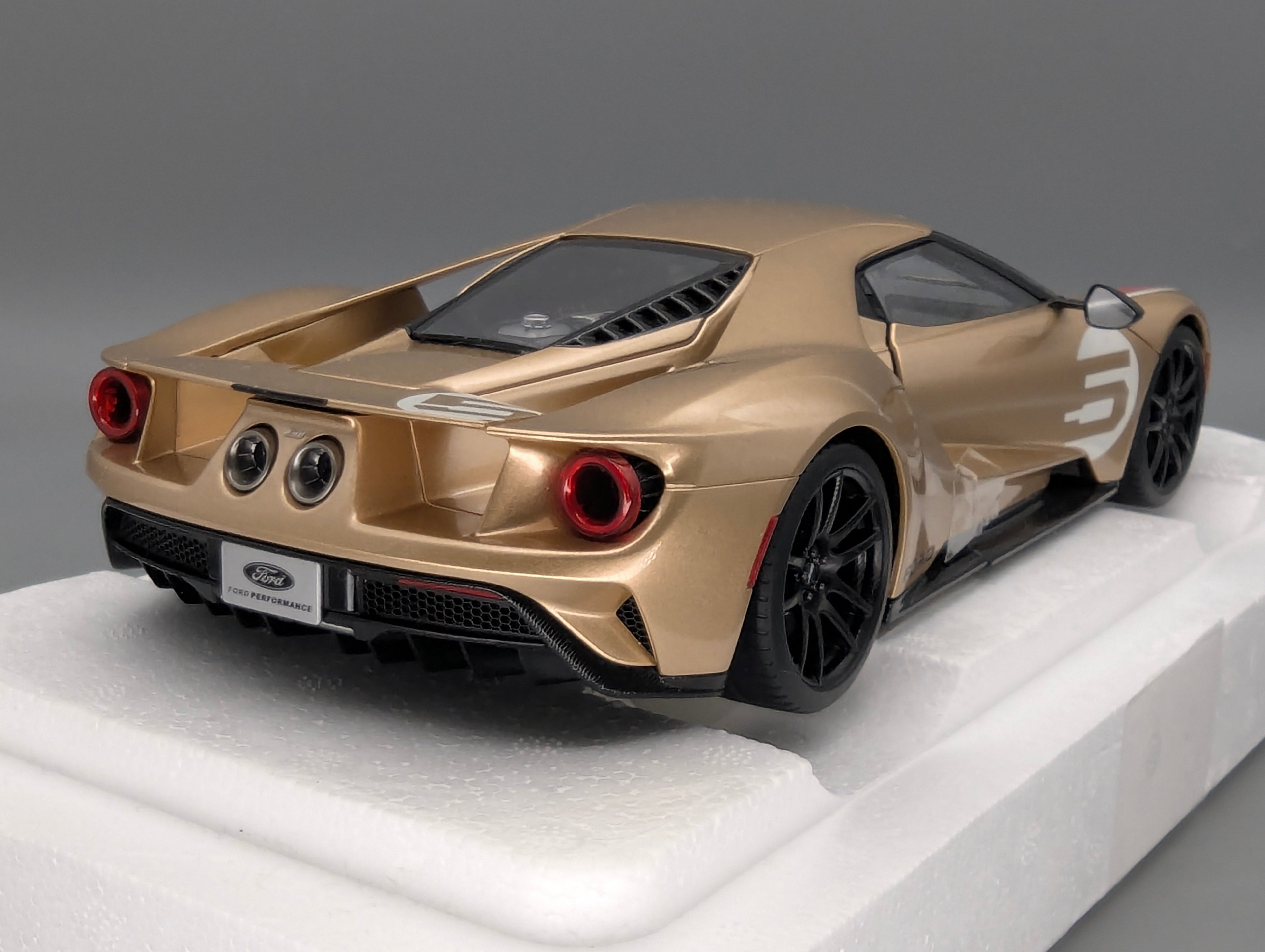 Coches a escala 1:43 Spark S9609 Lamborghini Huracan GT3 EVO FIA Vallelunga 2019 #58 precintado