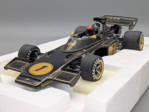 1:18 AUTOart 87328 Lotus Type 72E GP 1973 #1 E. Fittipaldi Figur im Cockpit OVP