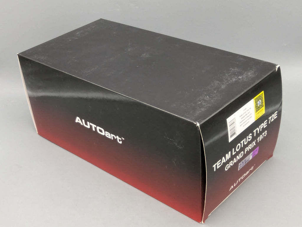 Modellautos 1:18 AUTOart 87328 Lotus Type 72E GP 1973 #1 Emerson Fittipaldi mit Figur im Cockpit mit OVP