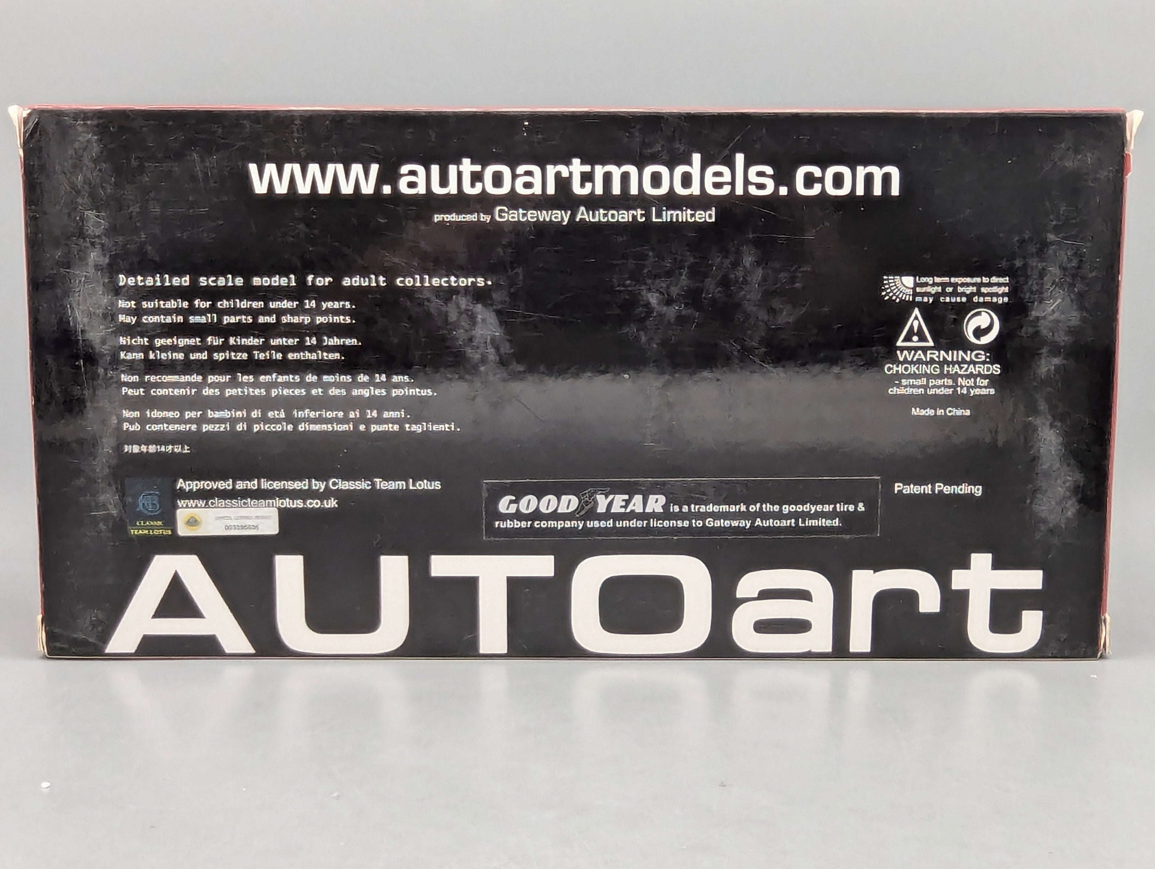 Modellautos 1:18 AUTOart 87328 Lotus Type 72E GP 1973 #1 Emerson Fittipaldi mit Figur im Cockpit mit OVP