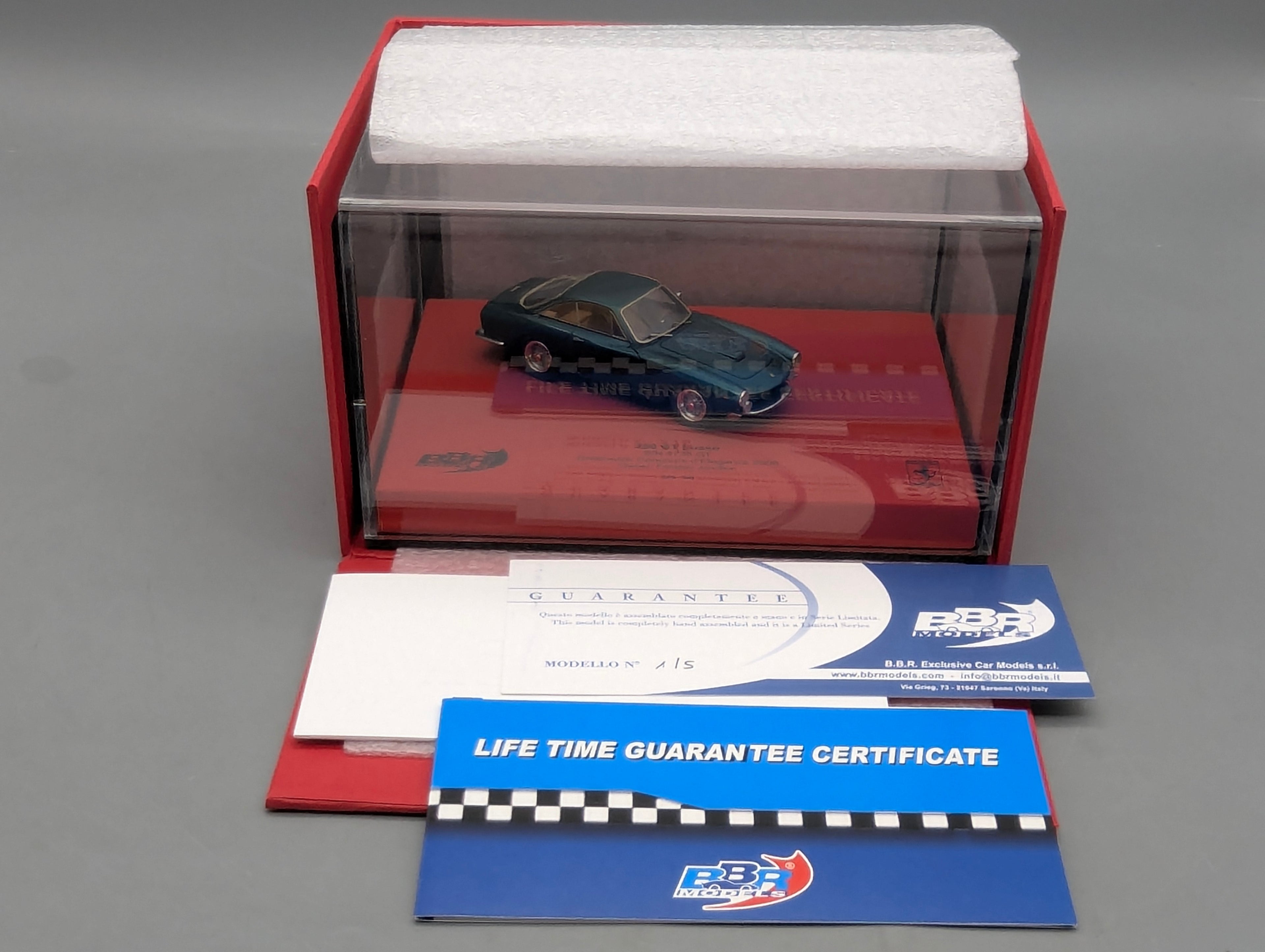 Modellautos 1:43 BBR Ferrari 250 GT Lusso Ltd 01/05 mit großer Vitrine und OVP