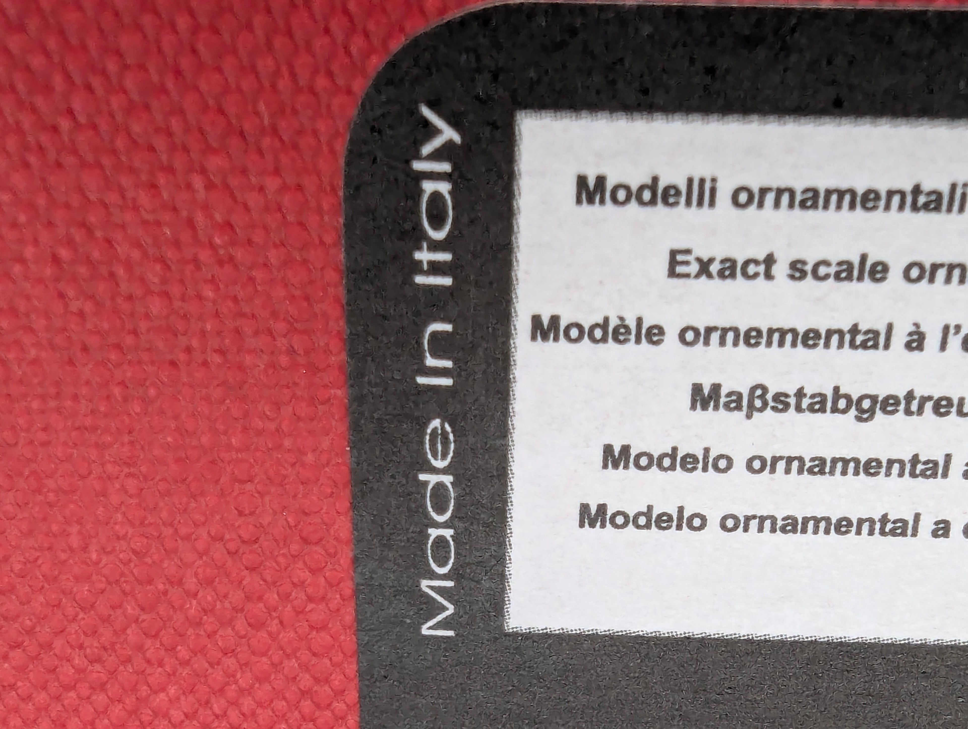 Modellautos 1:43 BBR Ferrari 250 GT Lusso Ltd 01/05 mit großer Vitrine und OVP