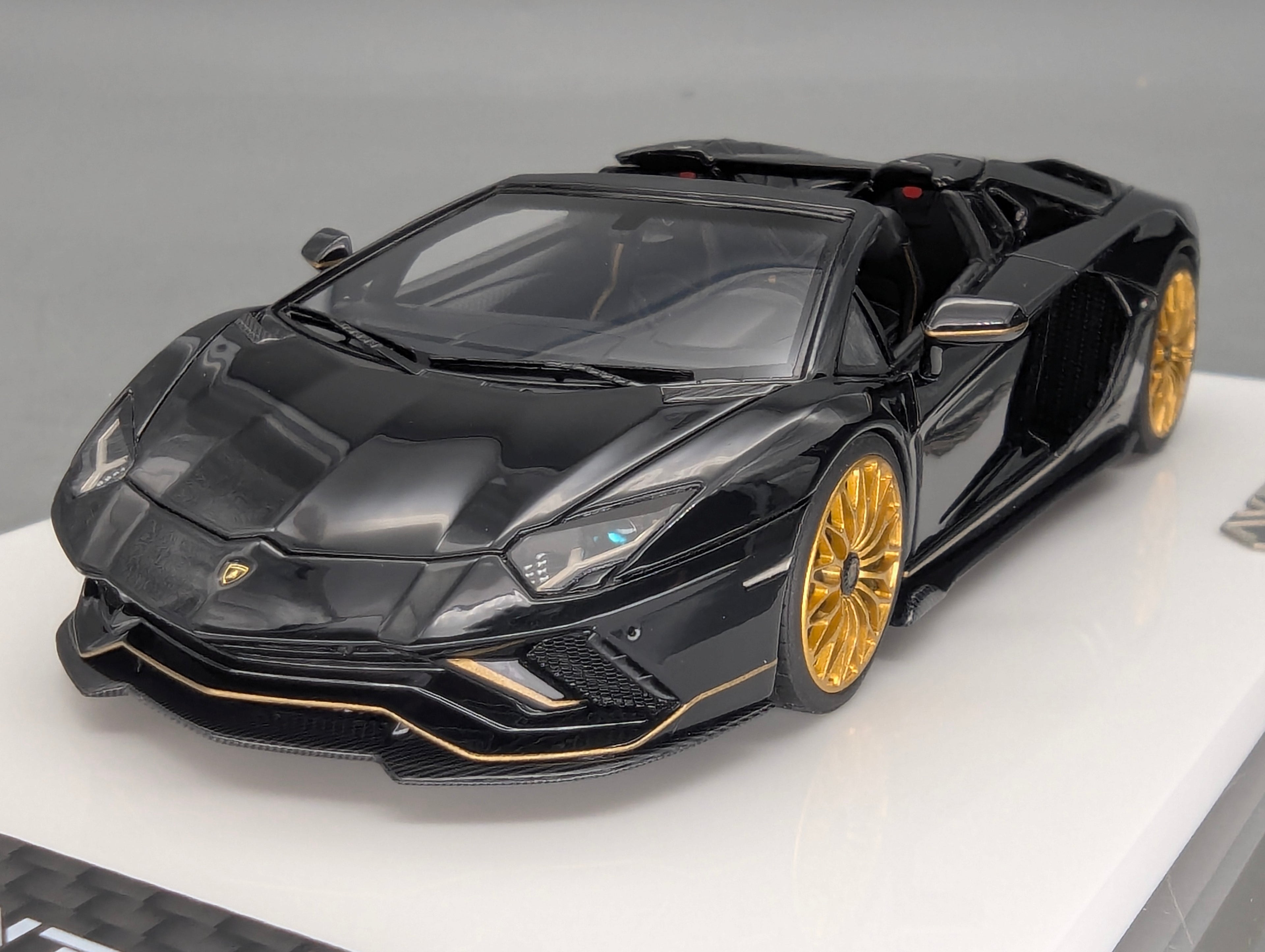 Model Cars 1:43 Spark S9609 Lamborghini Huracan GT3 EVO FIA Vallelunga 2019 #58 OVP