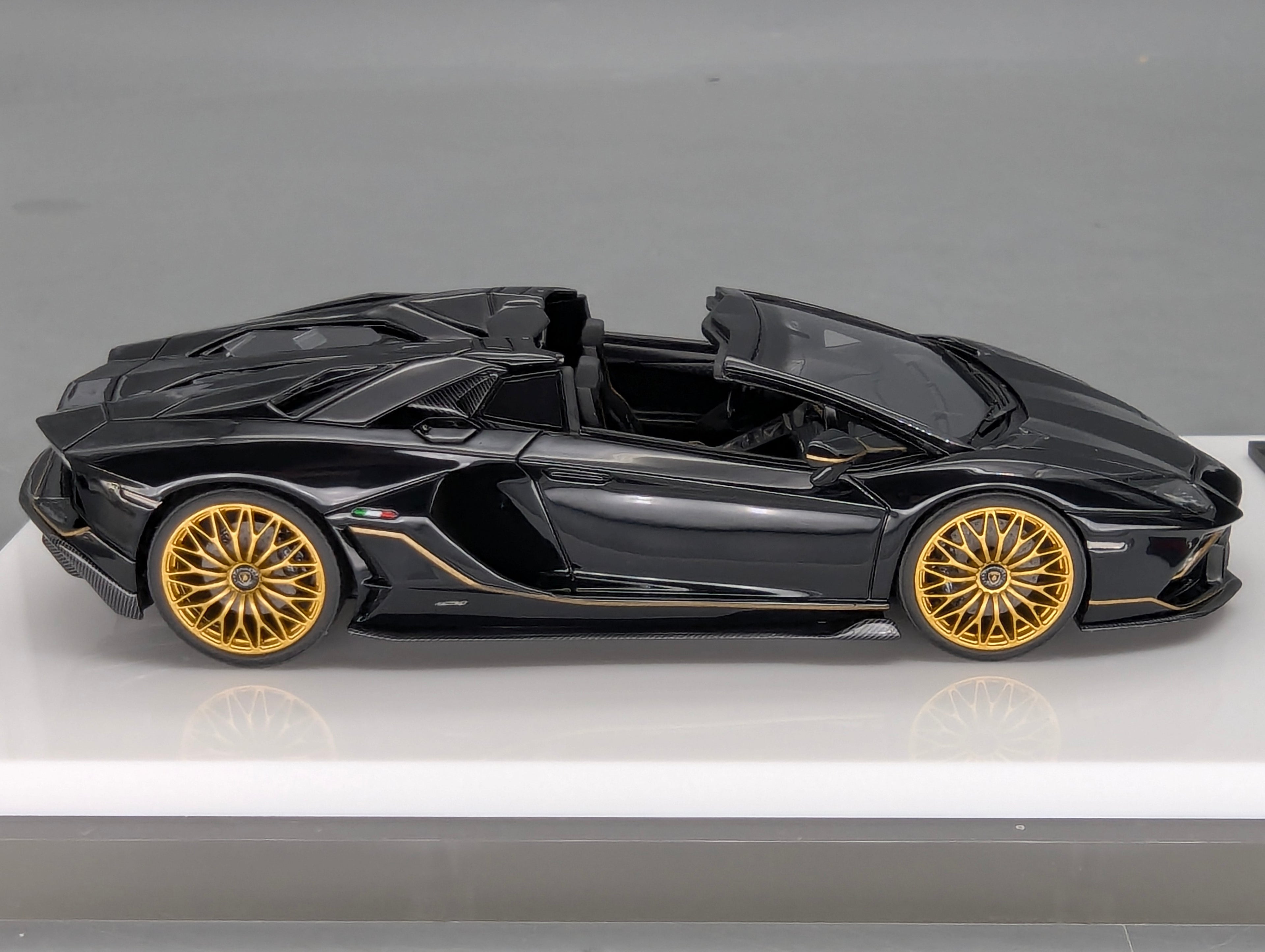Model Cars 1:43 Spark S9609 Lamborghini Huracan GT3 EVO FIA Vallelunga 2019 #58 OVP