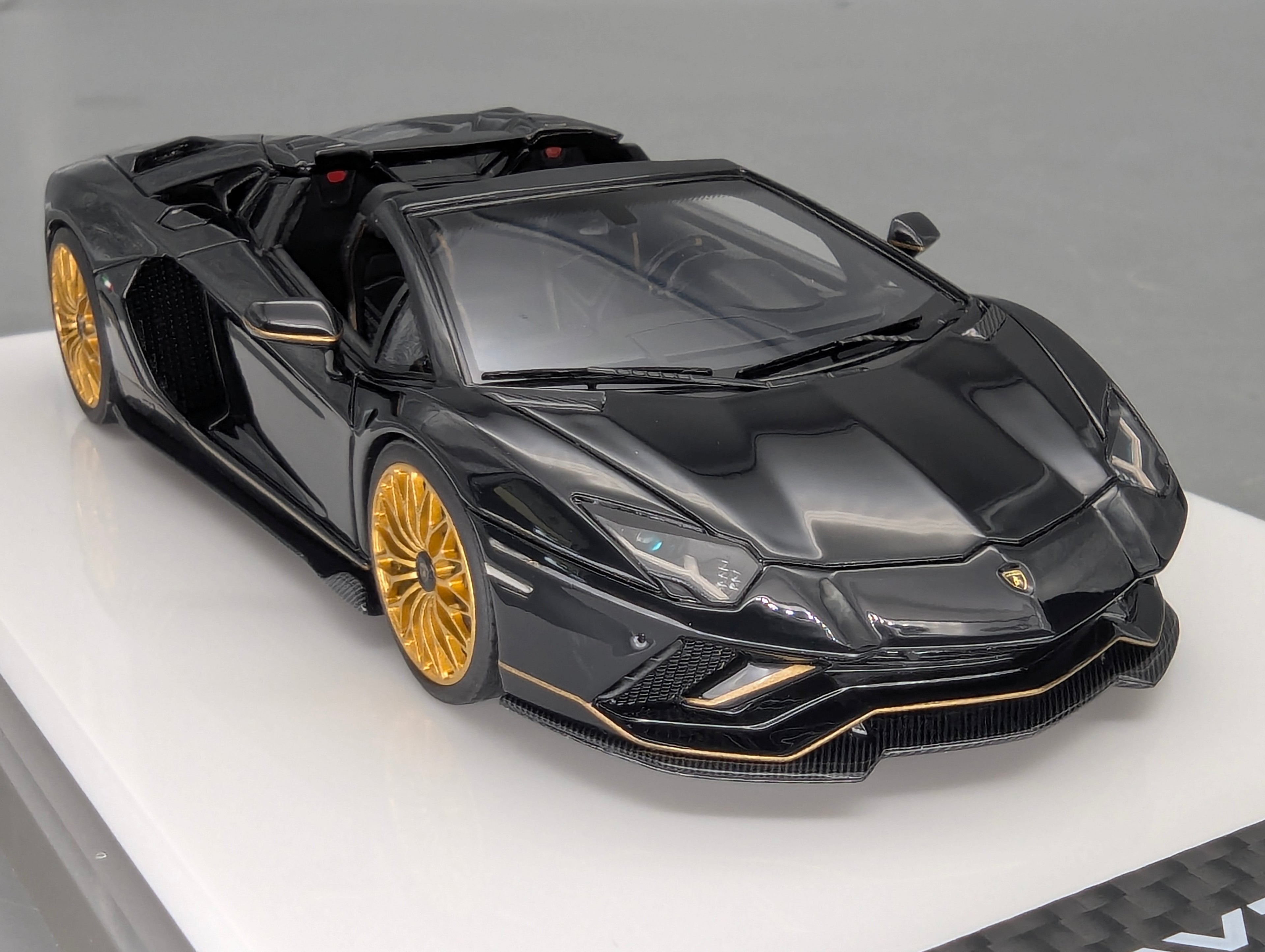 Model Cars 1:43 Spark S9609 Lamborghini Huracan GT3 EVO FIA Vallelunga 2019 #58 OVP