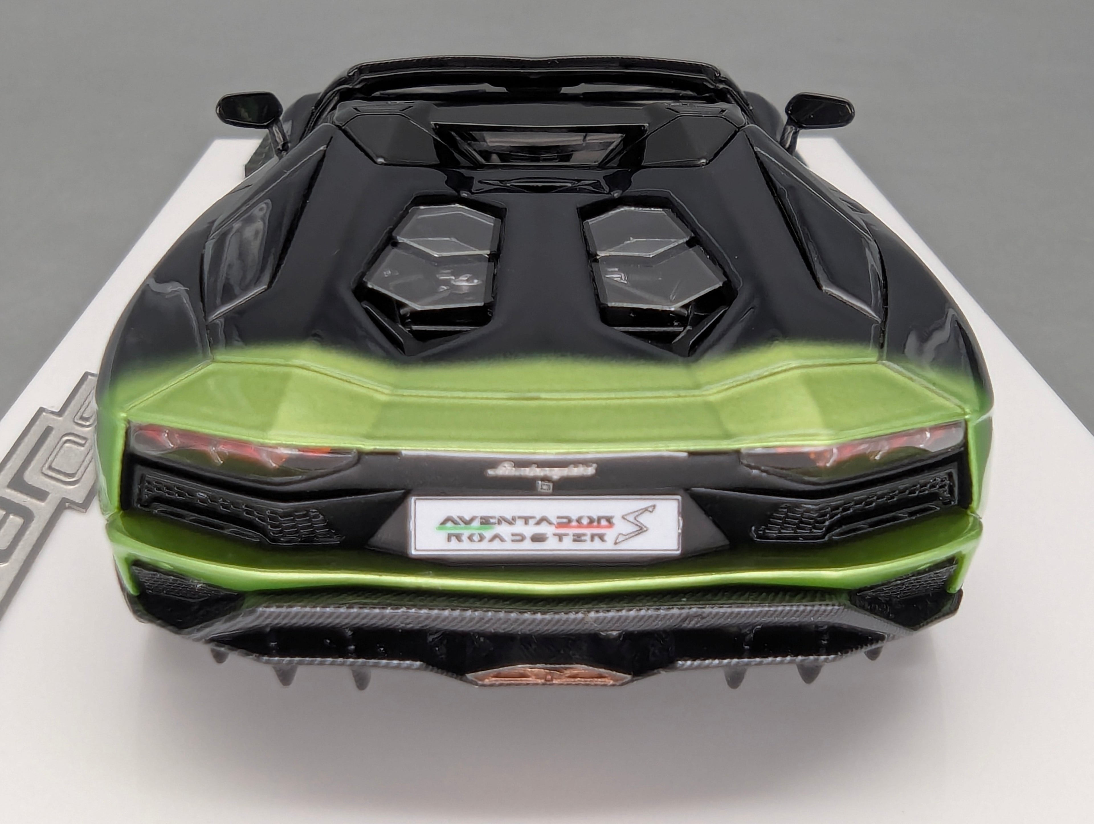Model Cars 1:43 Spark S9609 Lamborghini Huracan GT3 EVO FIA Vallelunga 2019 #58 OVP