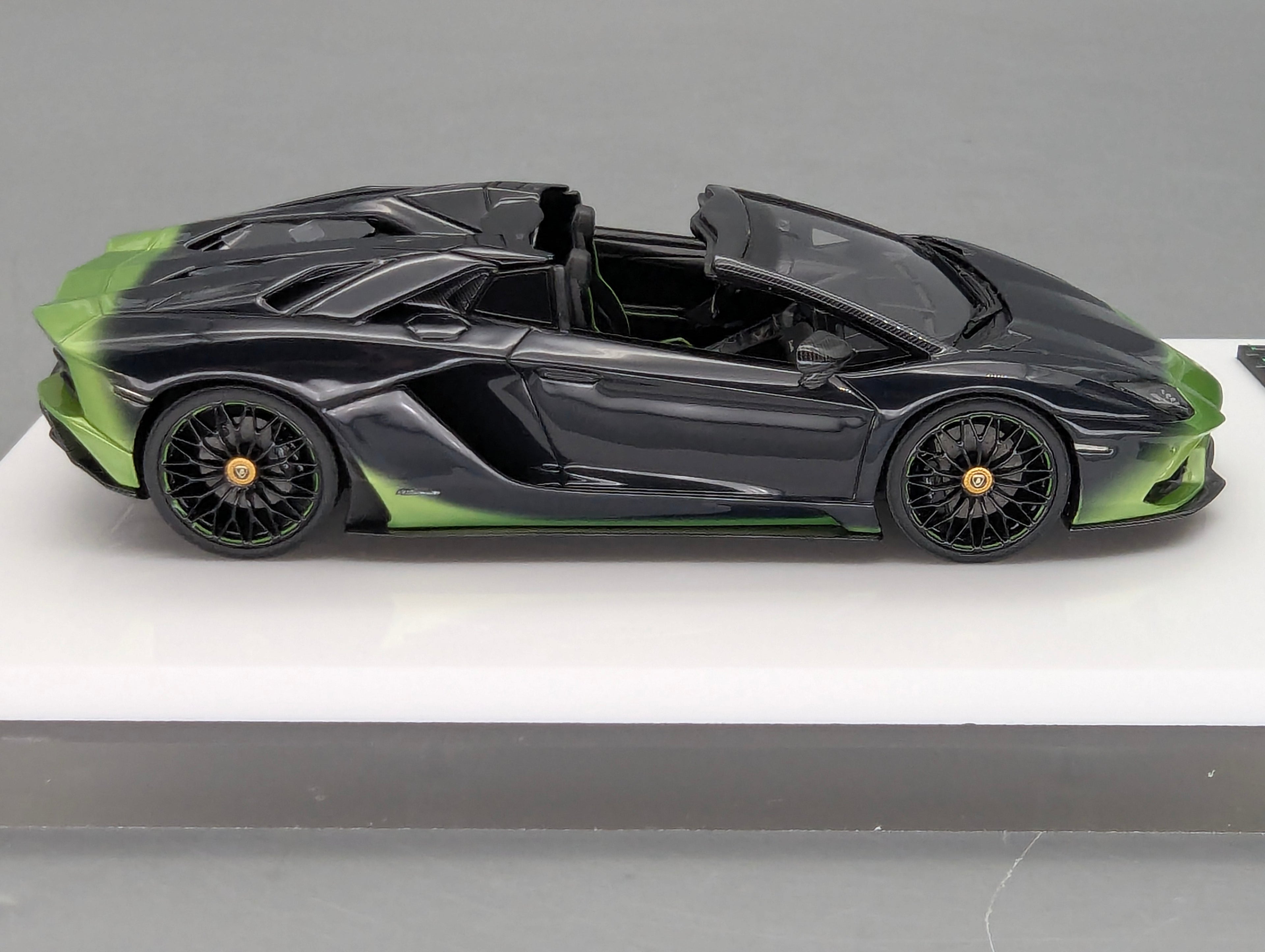 Model Cars 1:43 Spark S9609 Lamborghini Huracan GT3 EVO FIA Vallelunga 2019 #58 OVP