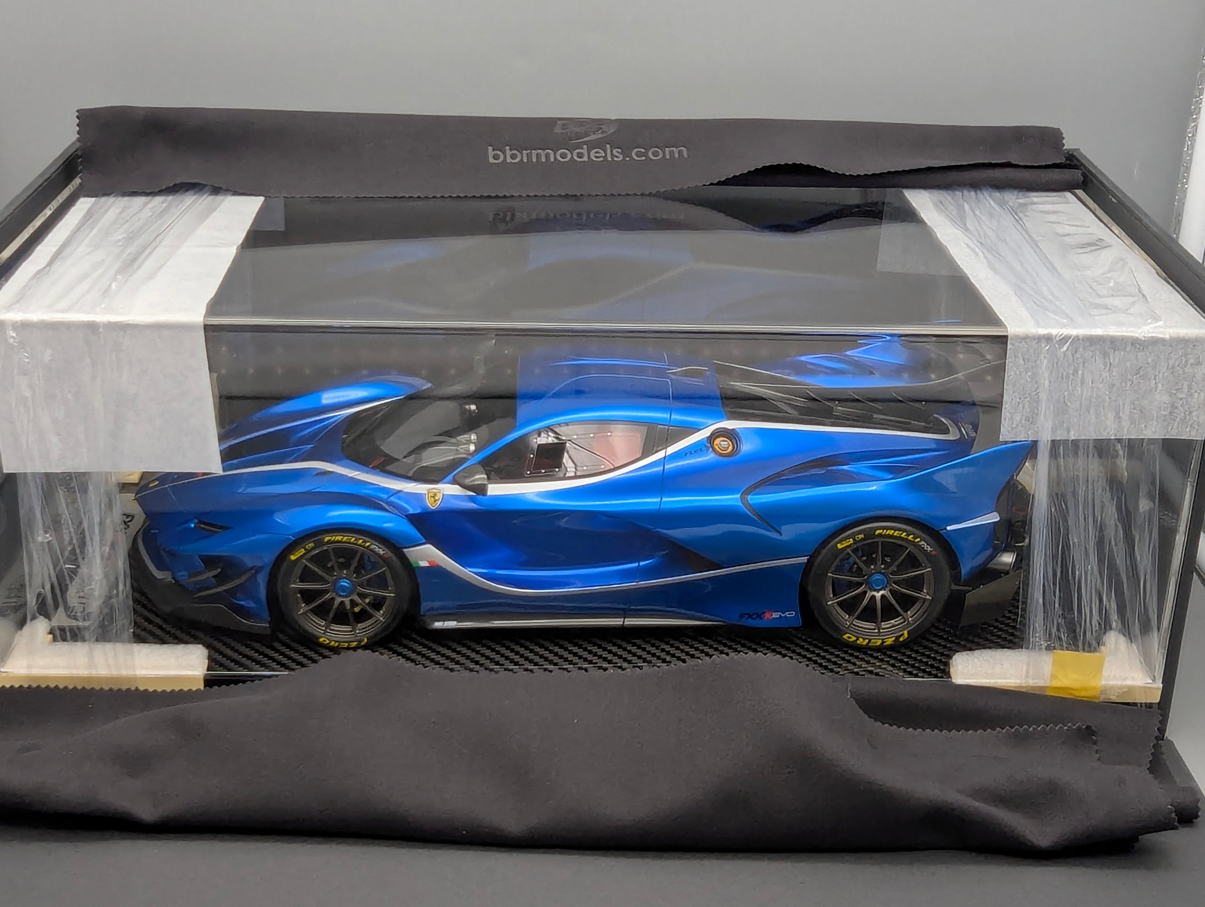 Coches a escala 1:43 Spark S9609 Lamborghini Huracan GT3 EVO FIA Vallelunga 2019 #58 precintado