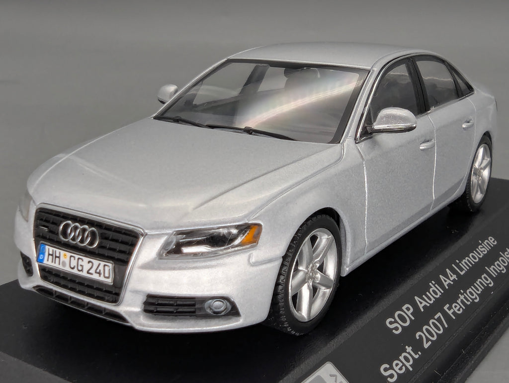 Model Cars 1:43 Minichamps Mercedes Benz SL65 AMG Black Series Silver with original packaging