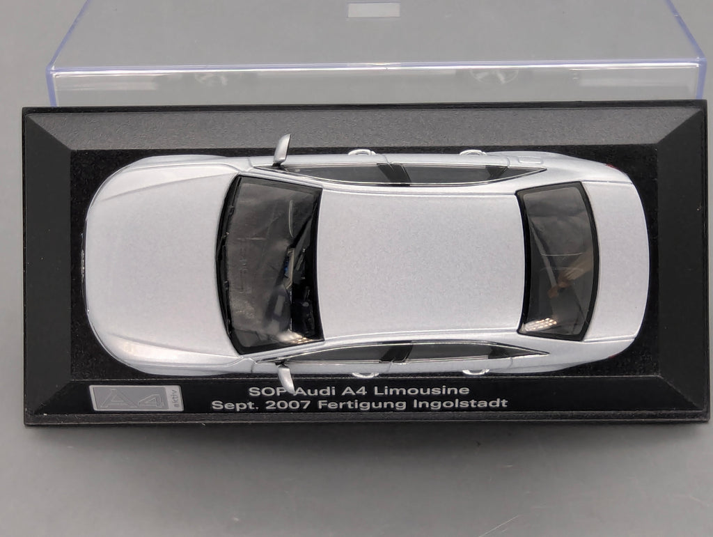 Model Cars 1:43 Minichamps Mercedes Benz SL65 AMG Black Series Silver with original packaging