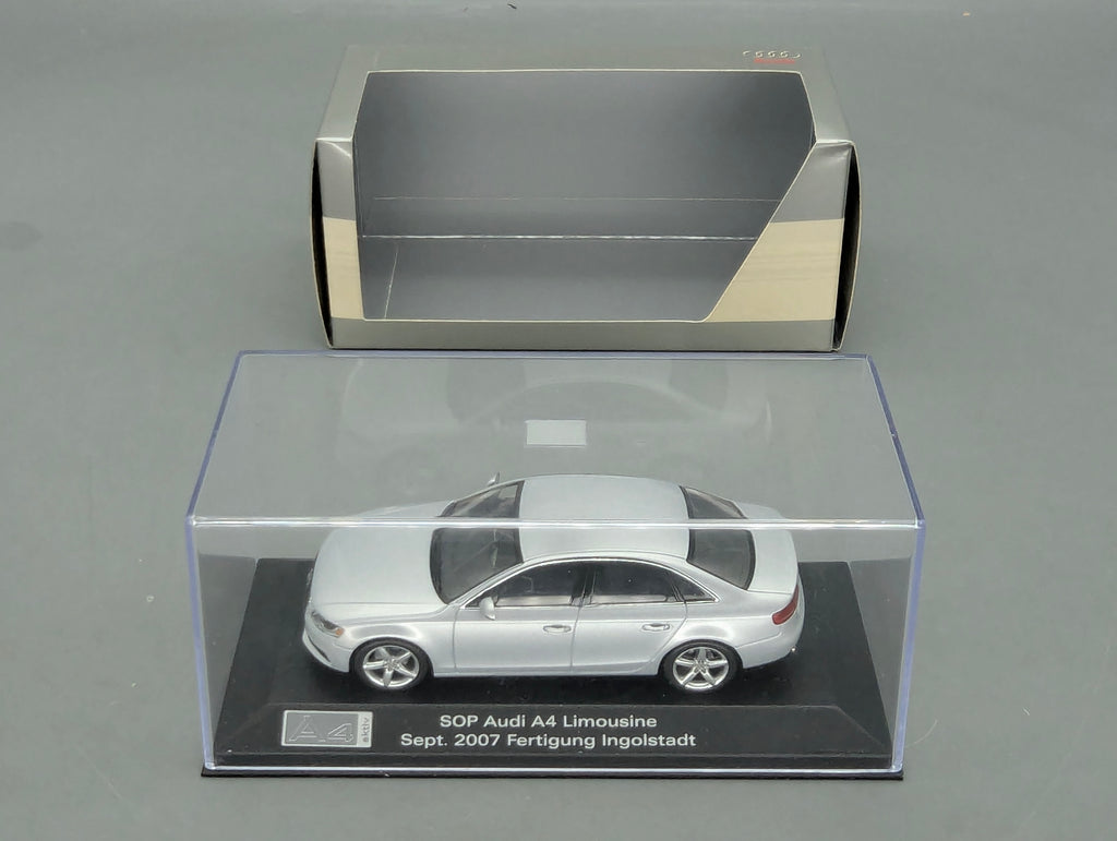Model Cars 1:43 Minichamps Mercedes Benz SL65 AMG Black Series Silver with original packaging