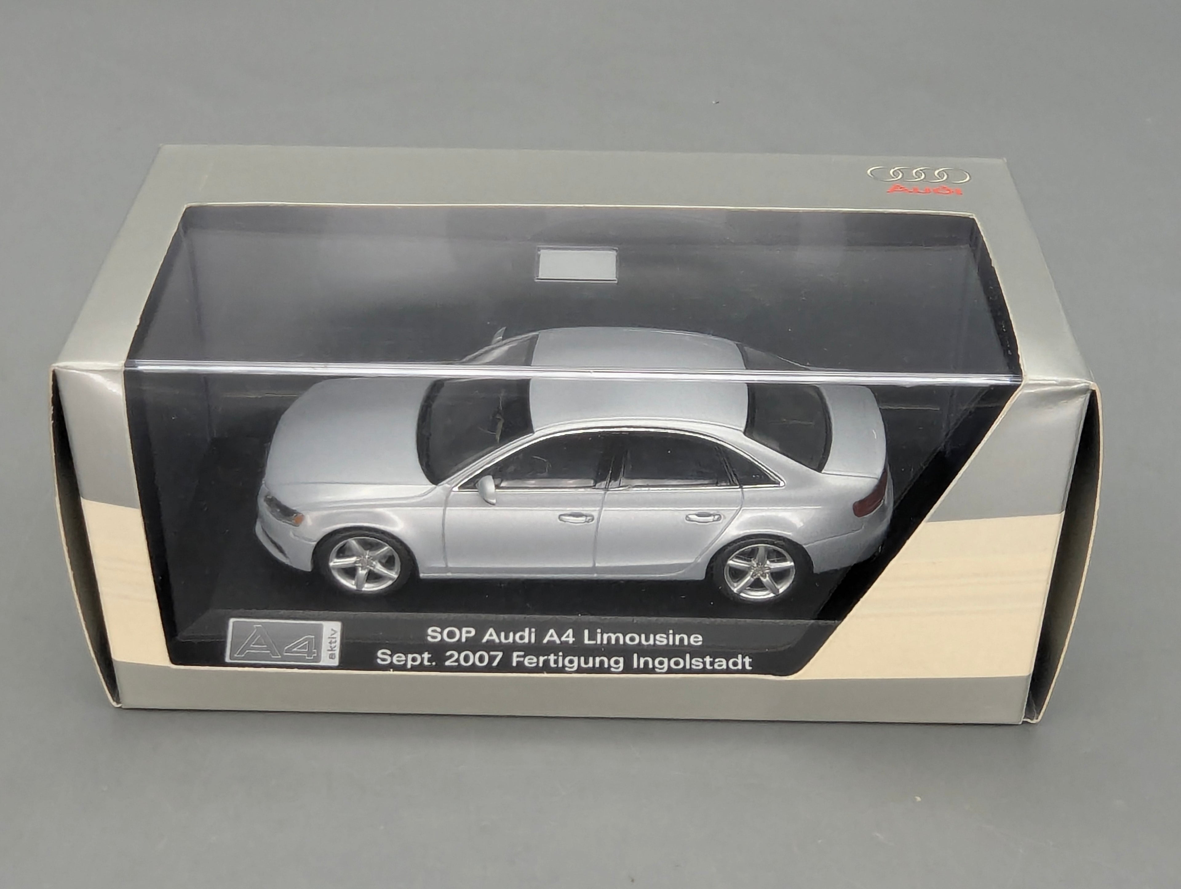 Model Cars 1:43 Minichamps Mercedes Benz SL65 AMG Black Series Silver with original packaging