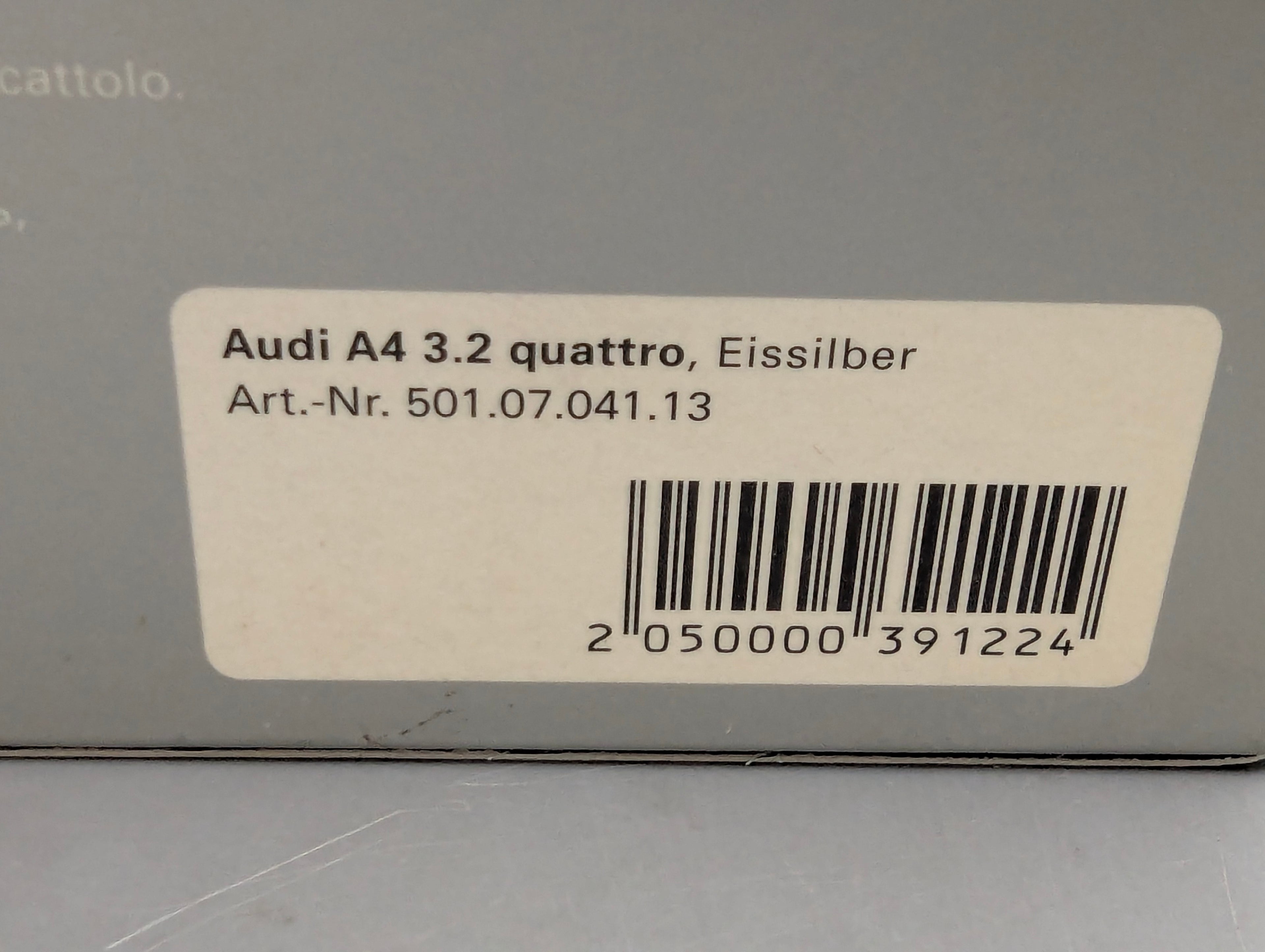 Model Cars 1:43 Minichamps Mercedes Benz SL65 AMG Black Series Silver with original packaging