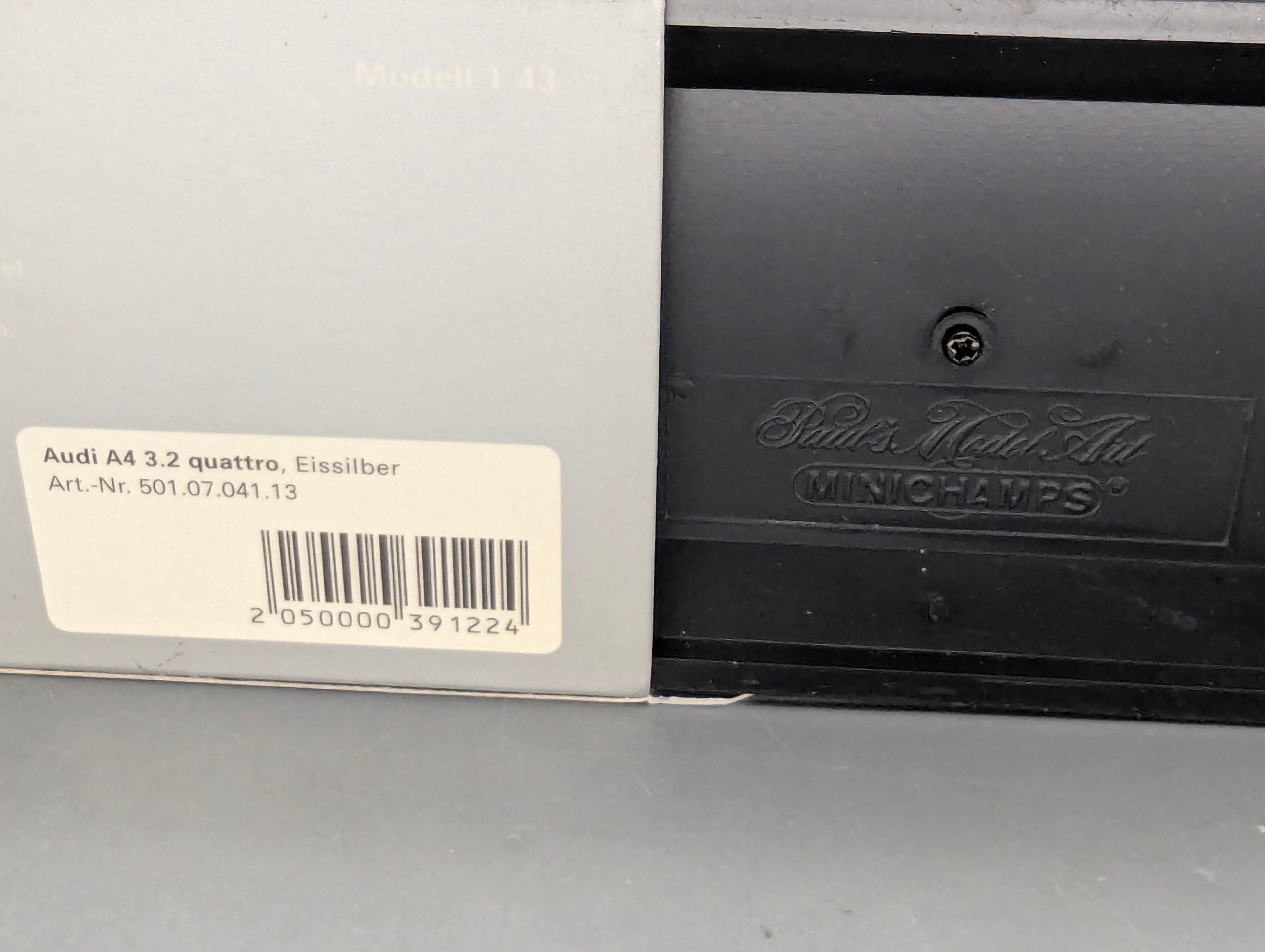 Model Cars 1:43 Minichamps Mercedes Benz SL65 AMG Black Series Silver with original packaging