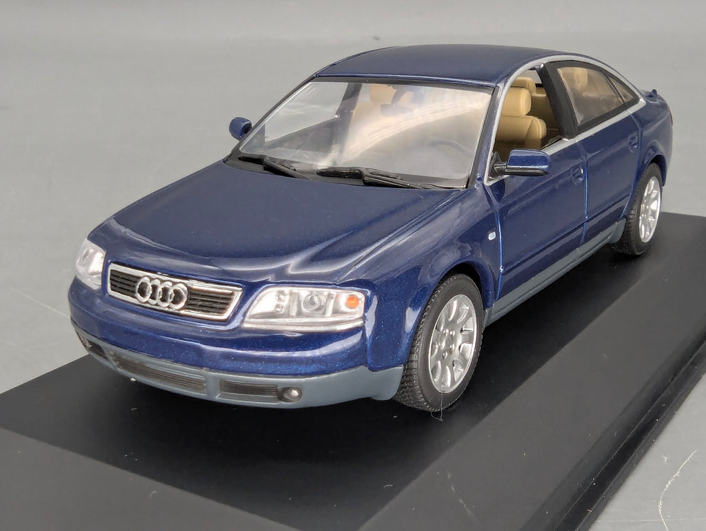 Modellautos 1:43 Minichamps Audi A6 Blau Metallic mit Dealer OVP
