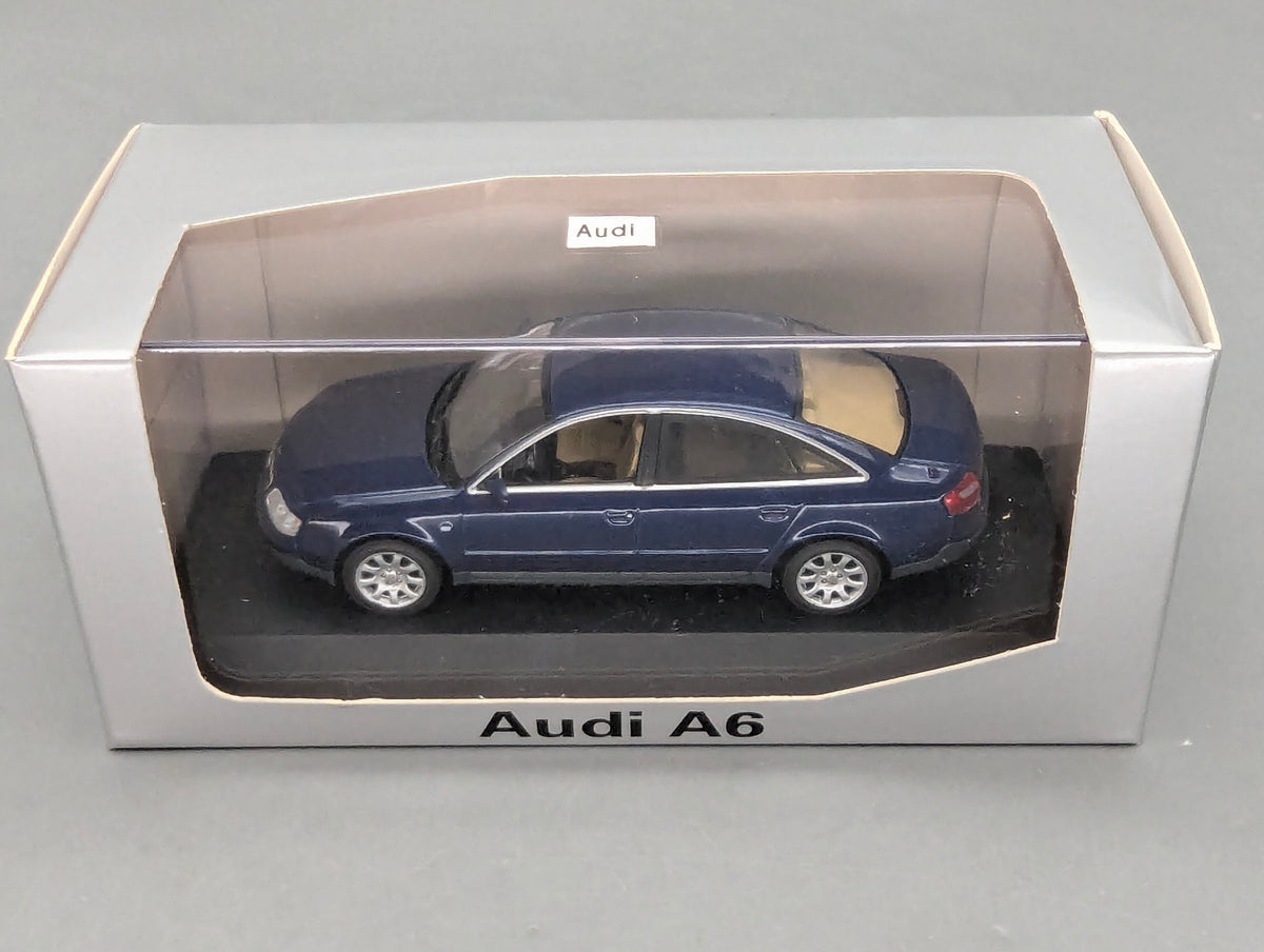 Modellautos 1:43 Minichamps Audi A6 Blau Metallic mit Dealer OVP