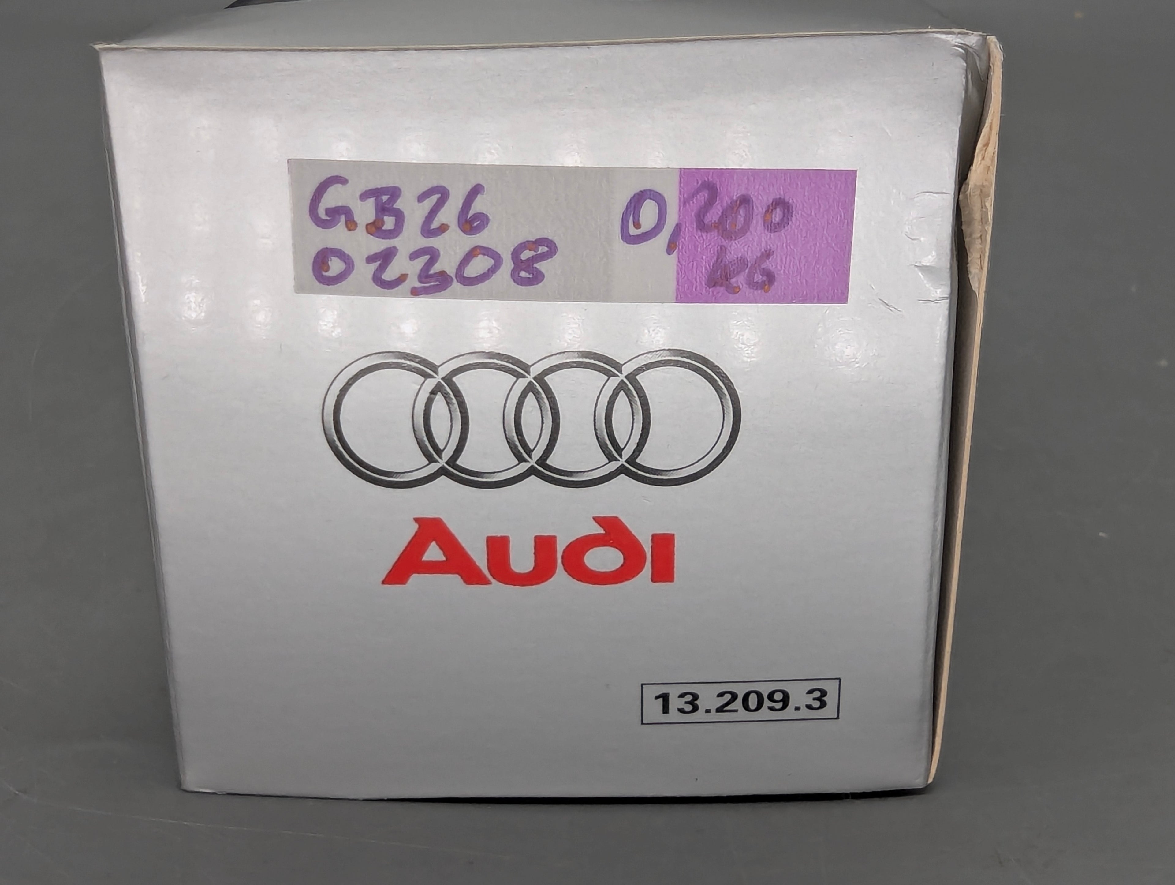 Modellautos 1:43 Minichamps Audi A6 Blau Metallic mit Dealer OVP