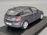 Coches en miniatura 1:43 Minichamps Mercedes Benz SL65 AMG Black Series Plata con embalaje original